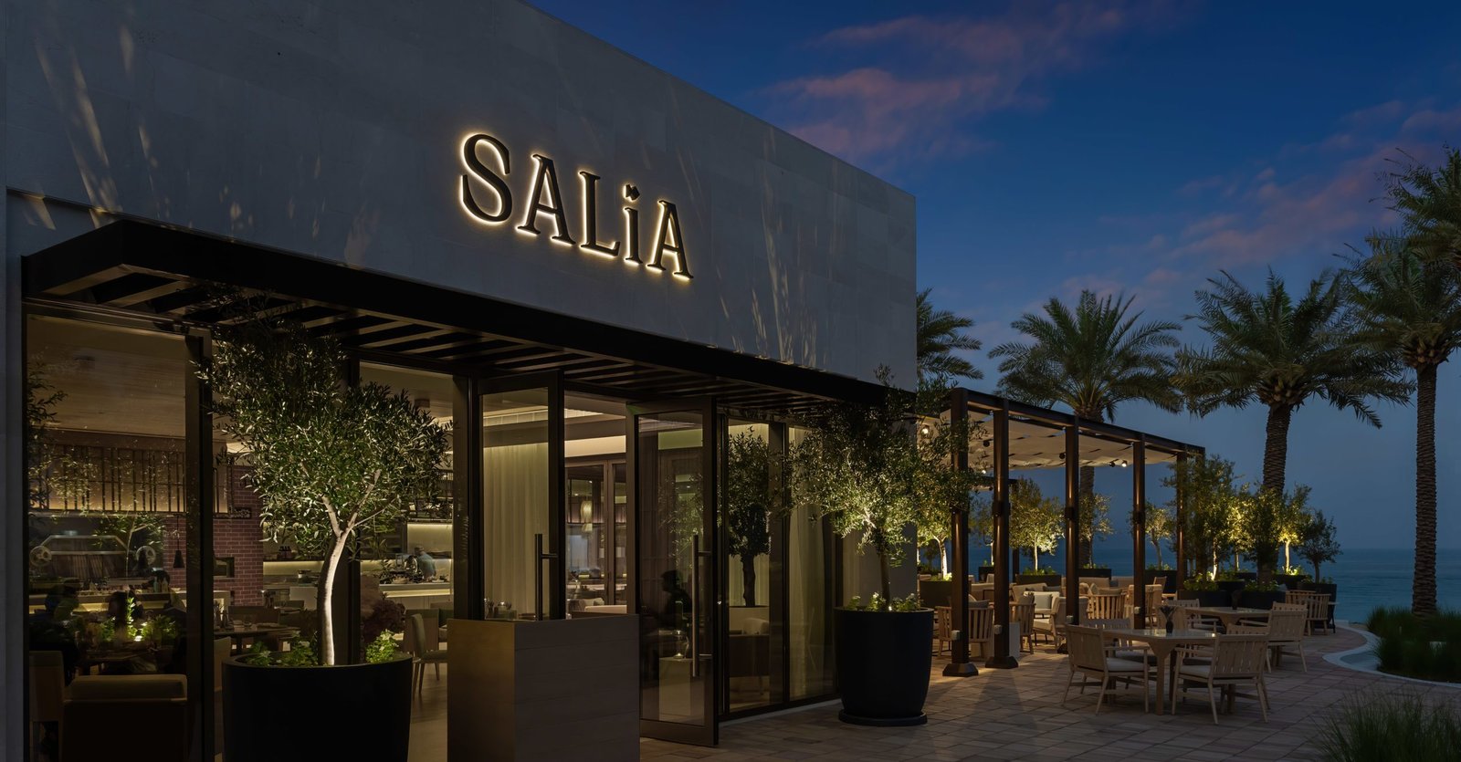 Address Beach Resort Fujairah, eat & drink