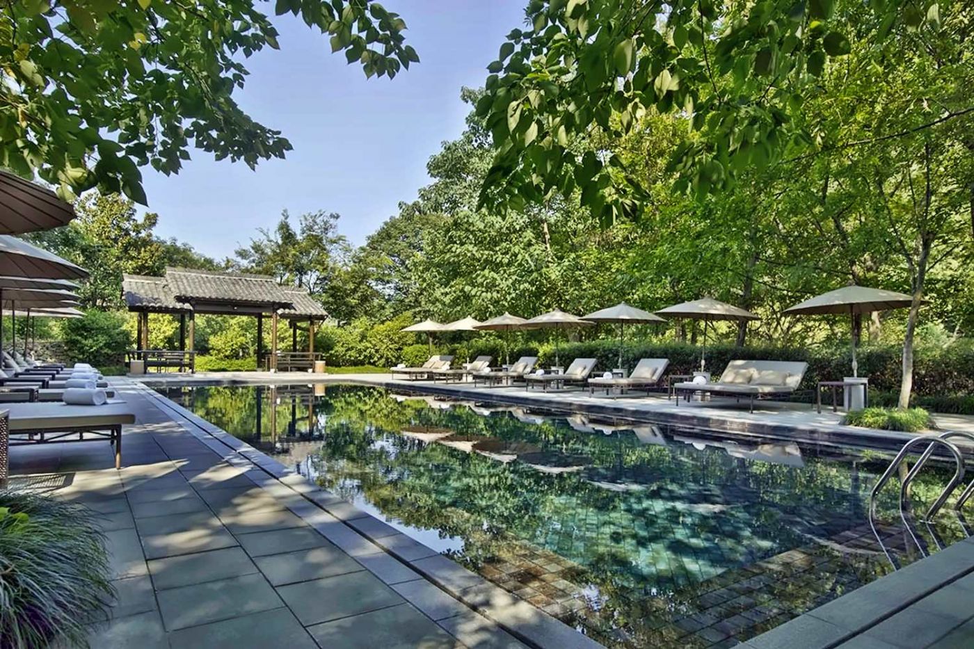Amanfayun, the pool