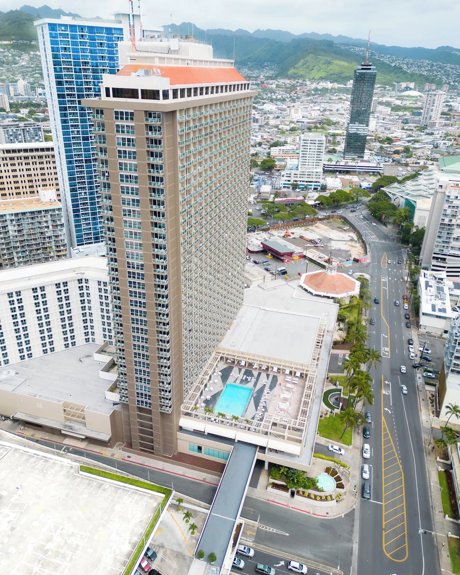 Ala Moana Hotel by Mantra — vibe
