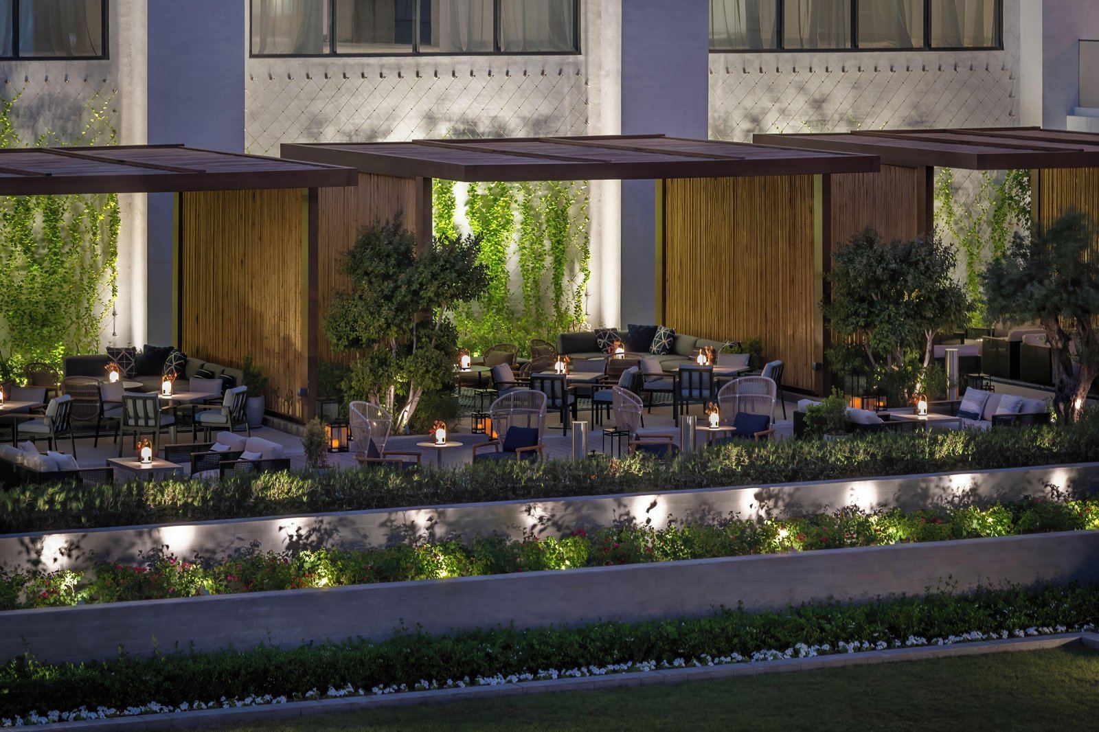 Address Beach Resort Bahrain, eat & drink