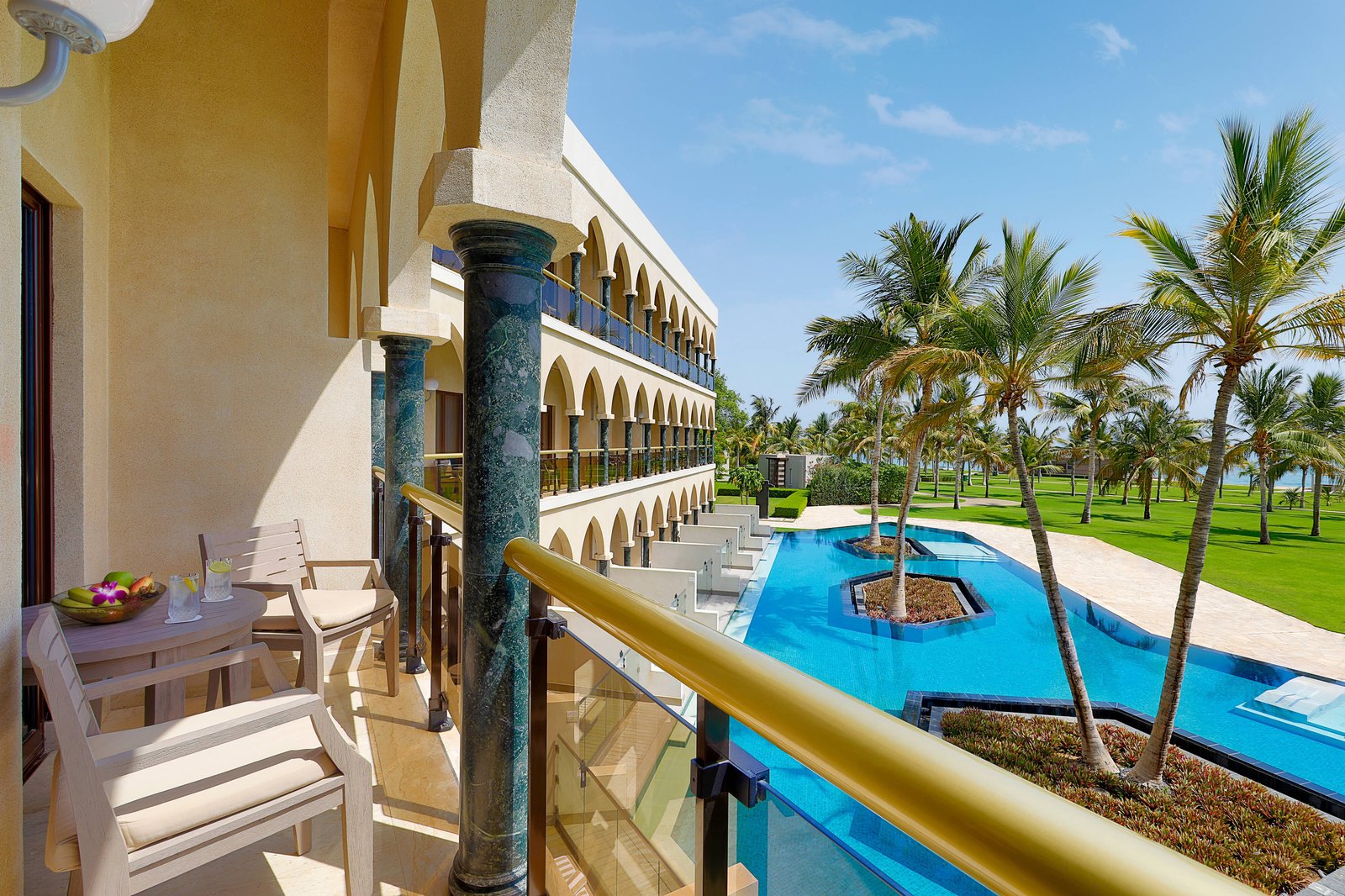 Al Bustan Palace, a Ritz-Carlton Hotel, vibe