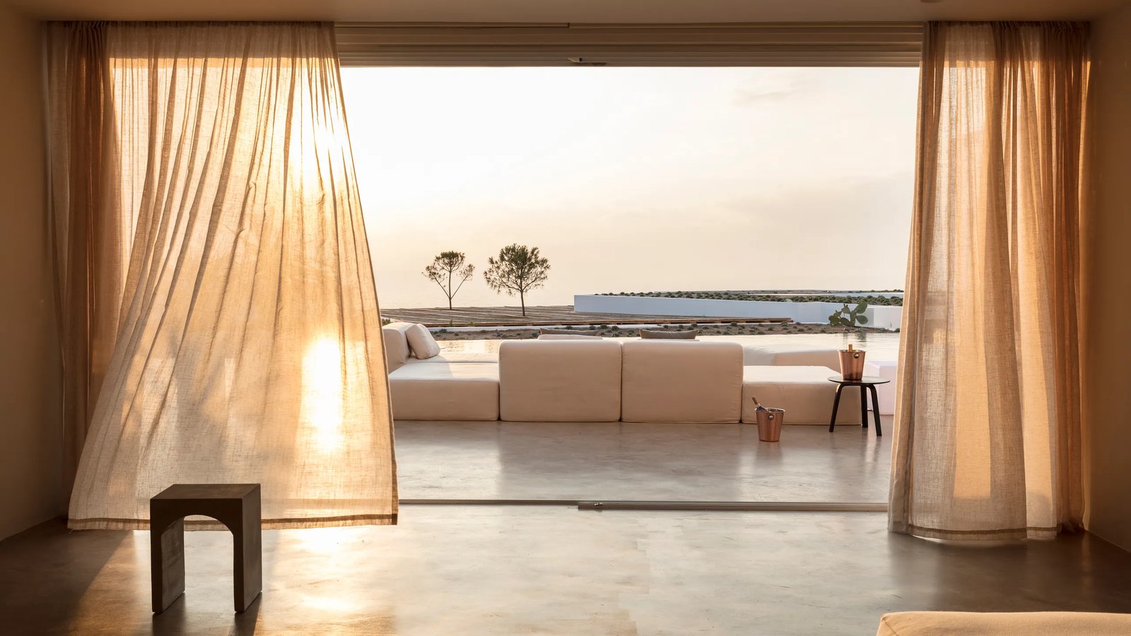 Andronis Arcadia, rooms