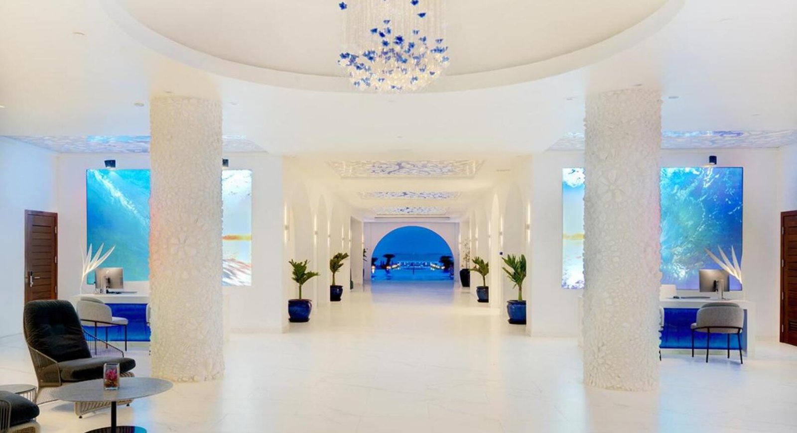 Aurora Anguilla Resort & Golf Club, vibe