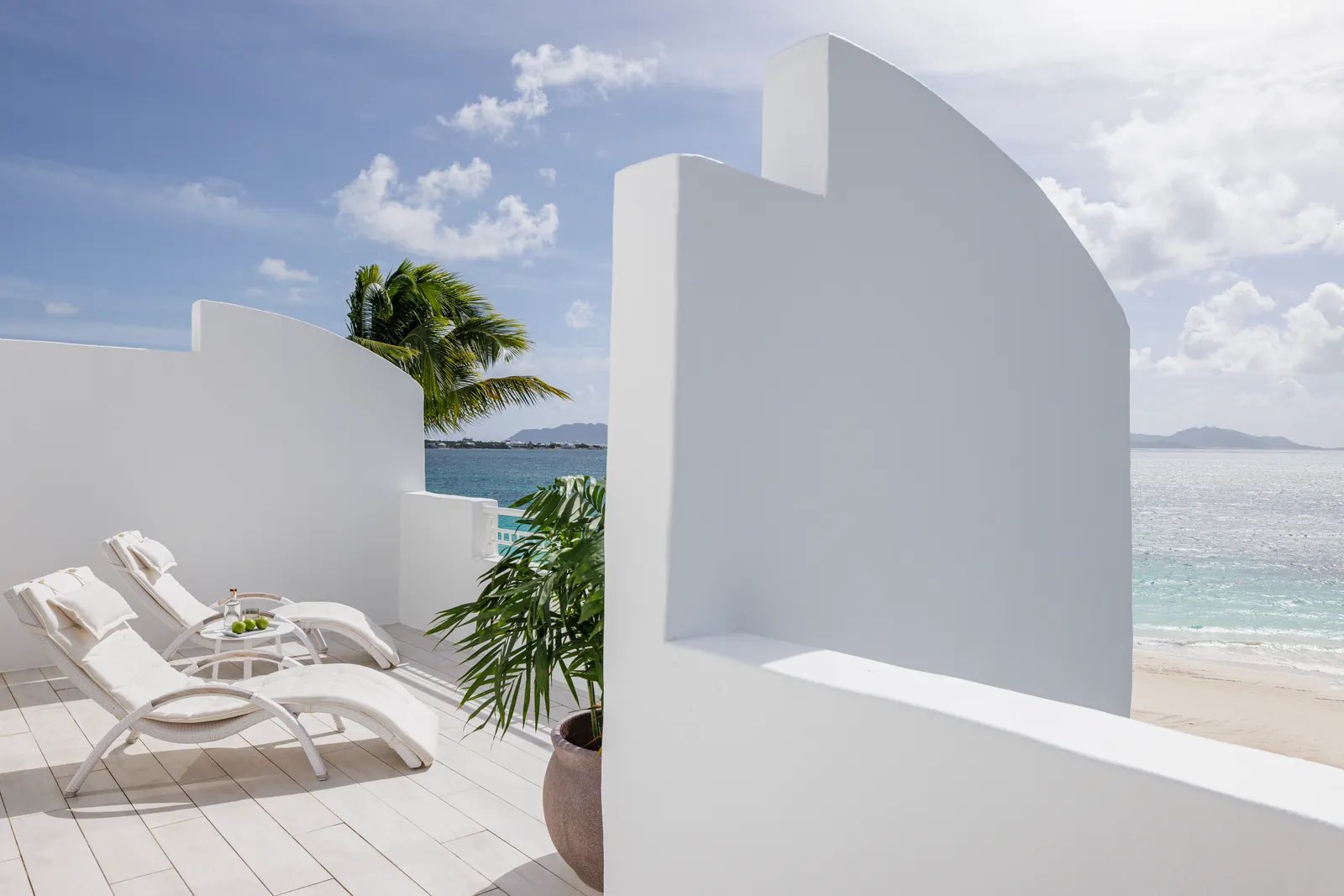 Aurora Anguilla Resort & Golf Club, rooms