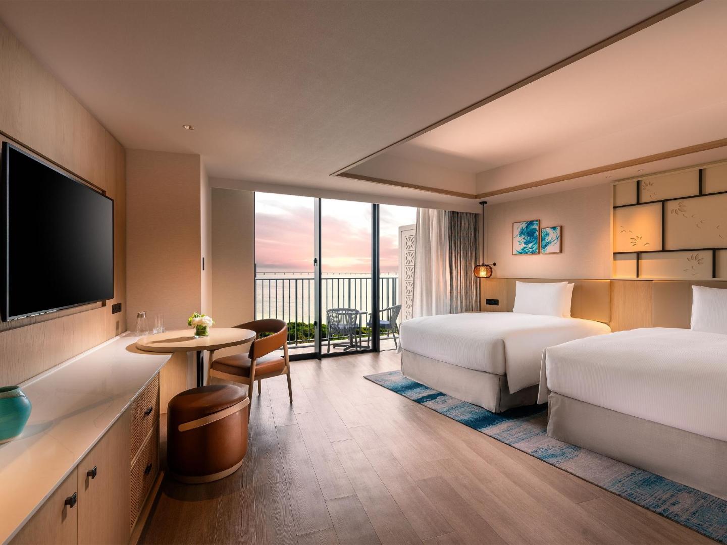 Hilton Okinawa Miyako Island Resort — rooms