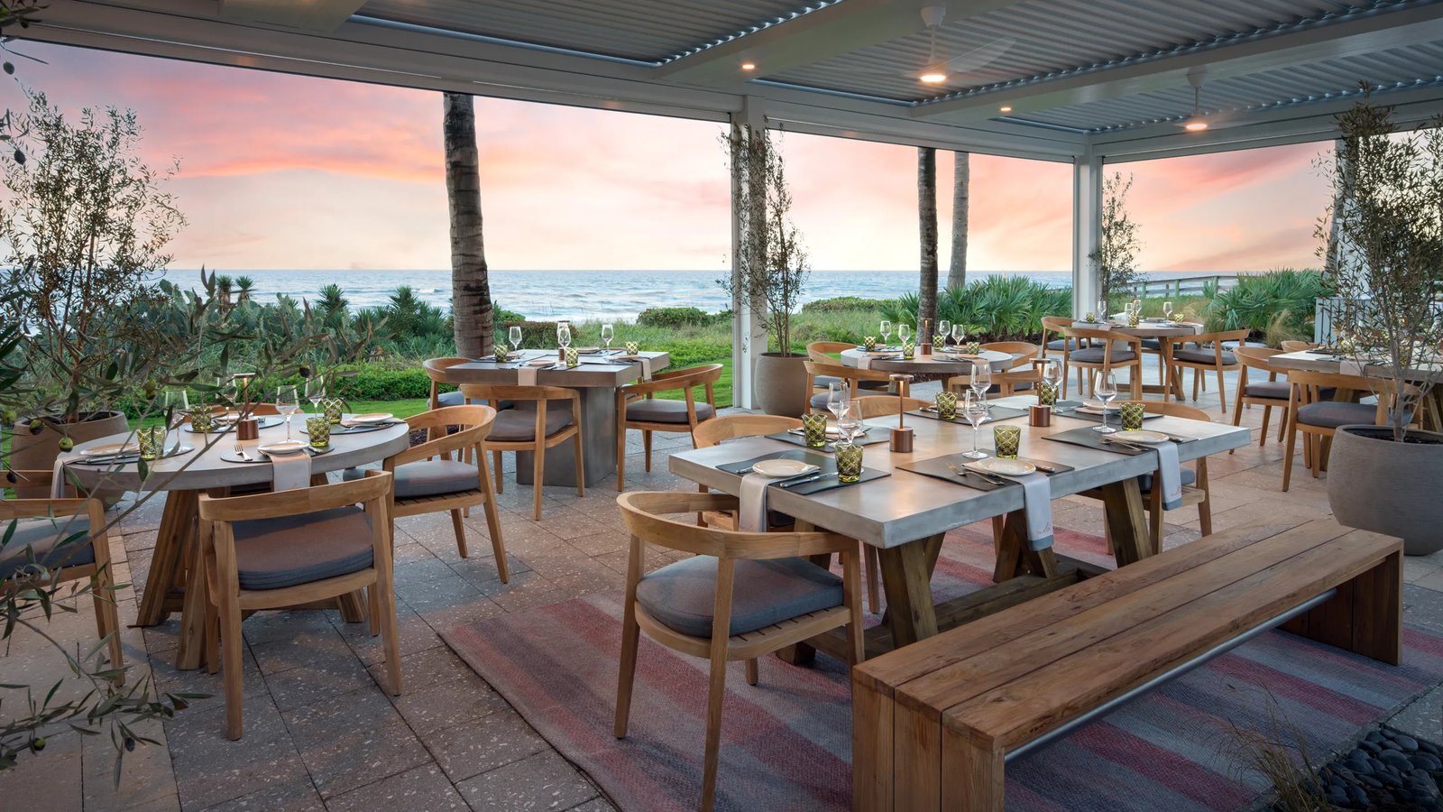 Beach Club at The Boca Raton, marisol
