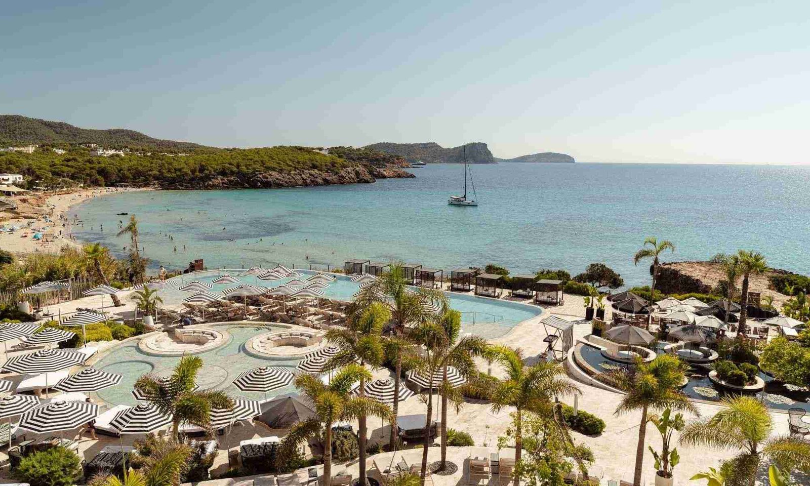 BLESS Ibiza Cala Nova, vibe