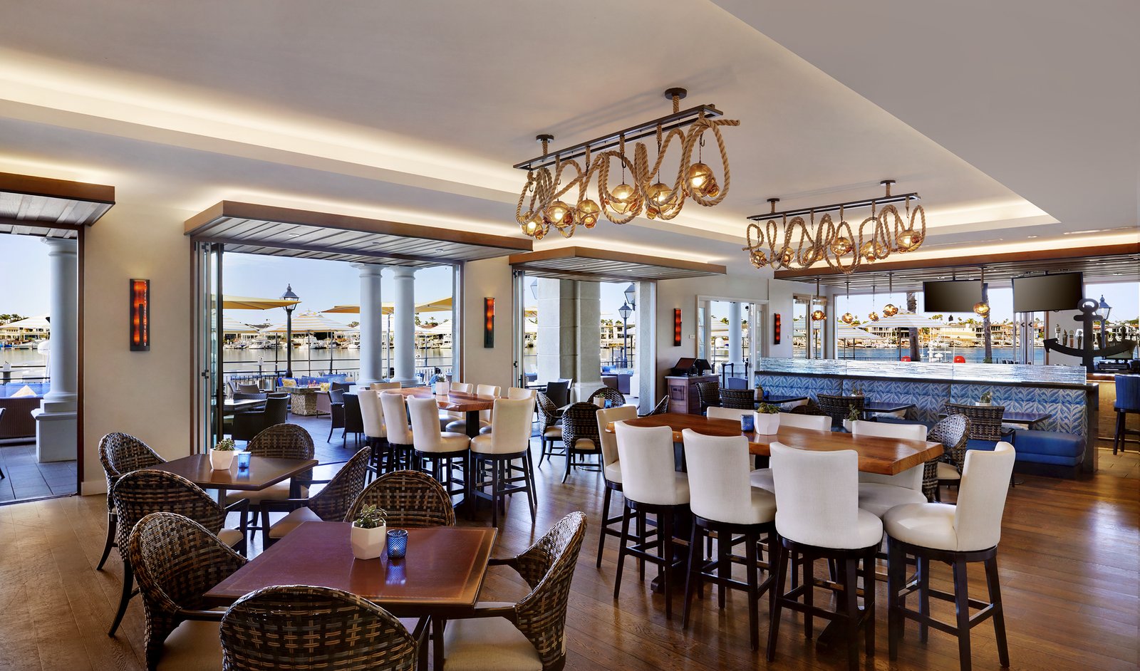Balboa Bay Resort, at the table