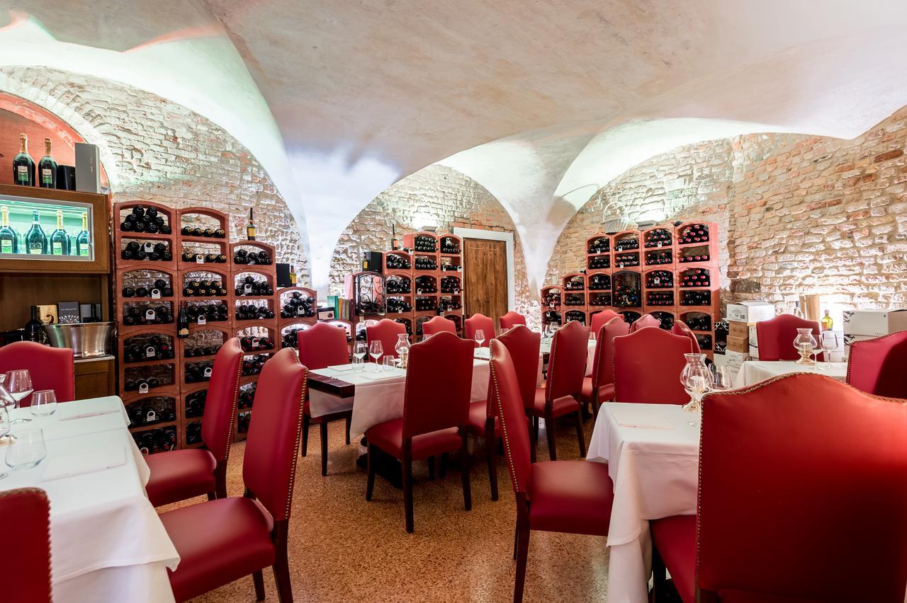 Hotel Ai Reali, eat & drink