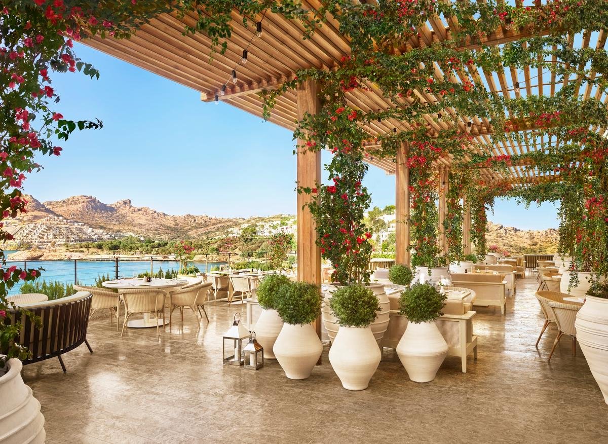 The Bodrum EDITION, at the table