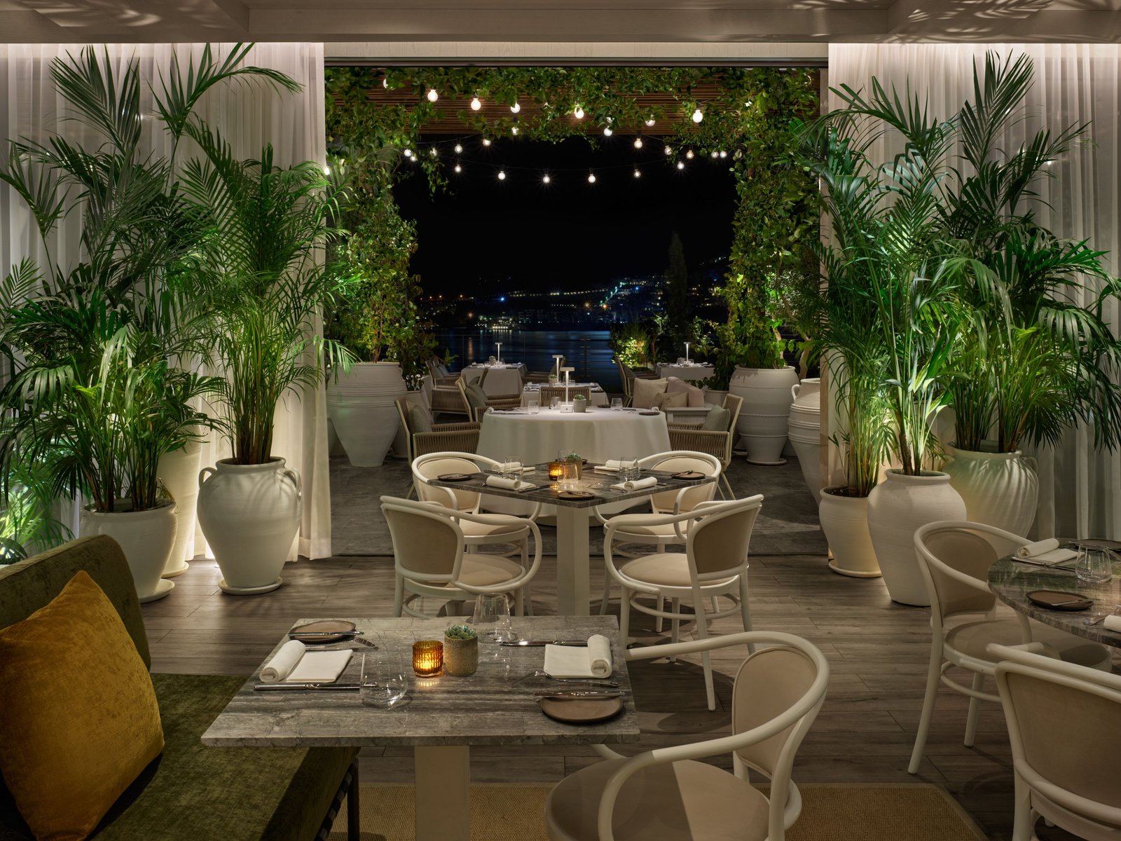 The Bodrum EDITION, at the table