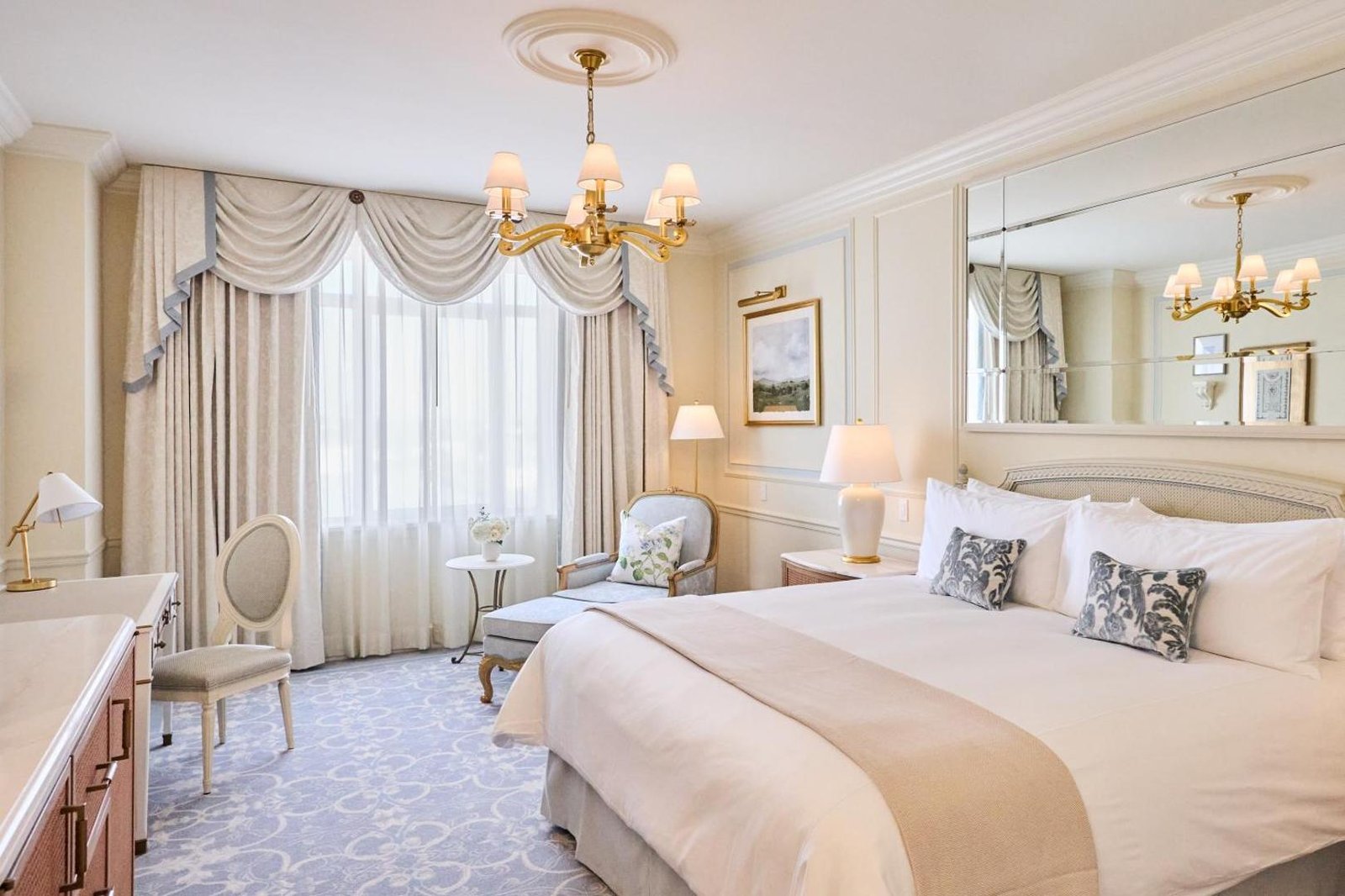 The Charleston Place, rooms