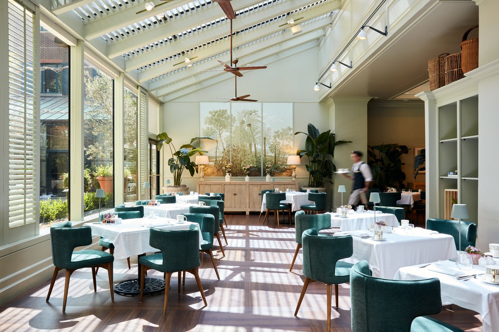 The Charleston Place, eat & drink