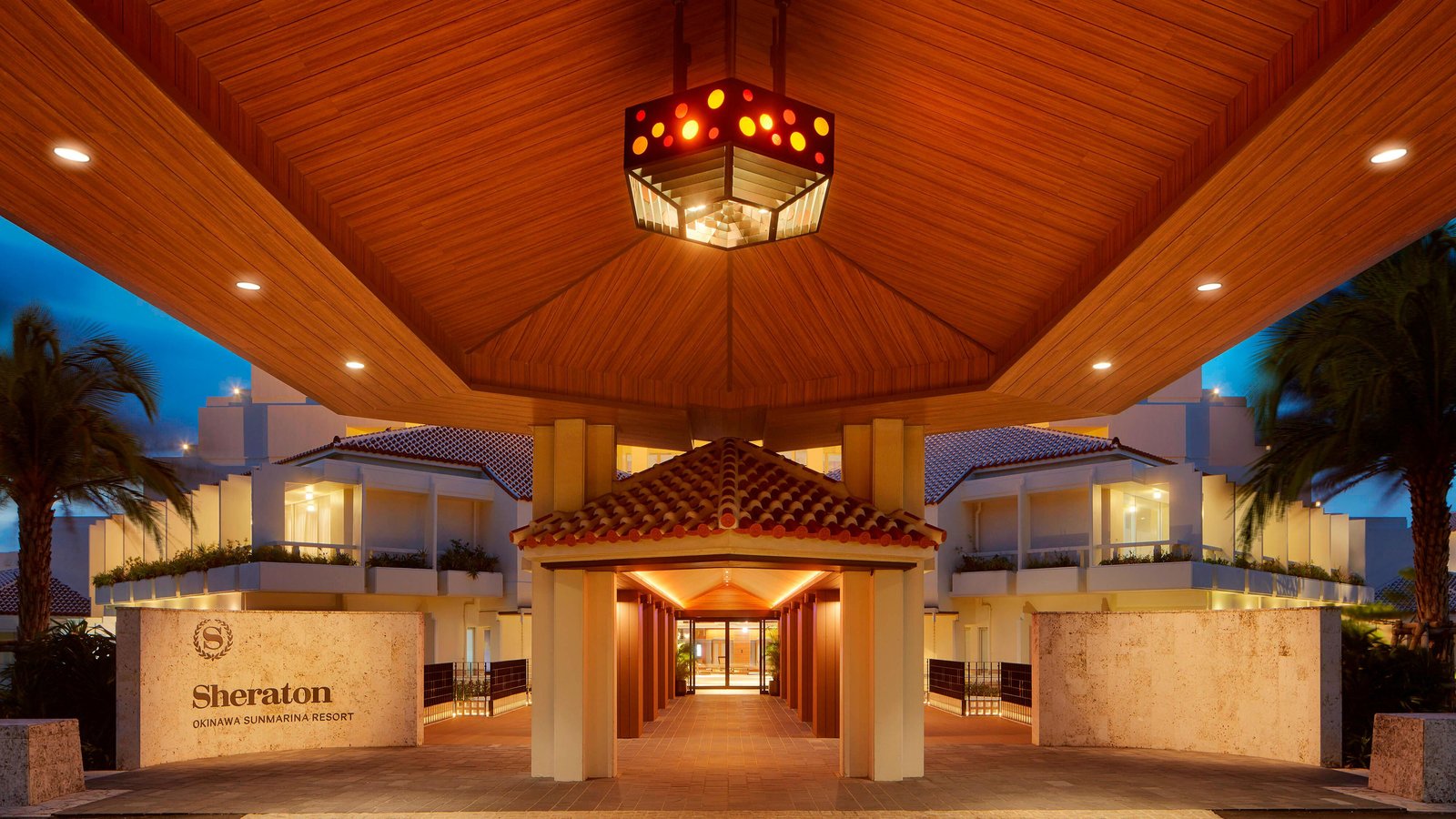 Sheraton Okinawa Sunmarina Resort — vibe