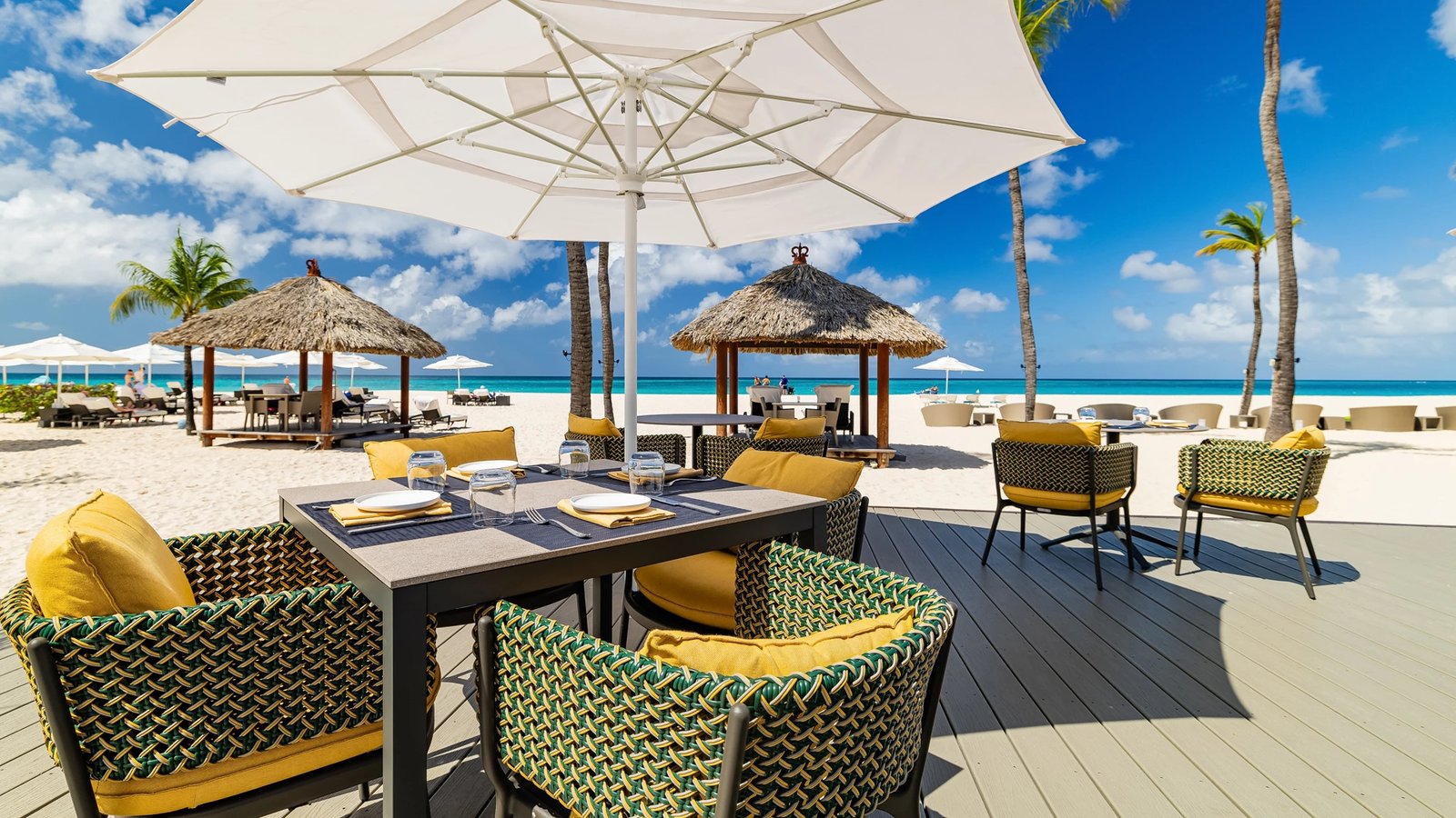 Bucuti & Tara Beach Resort, eat & drink