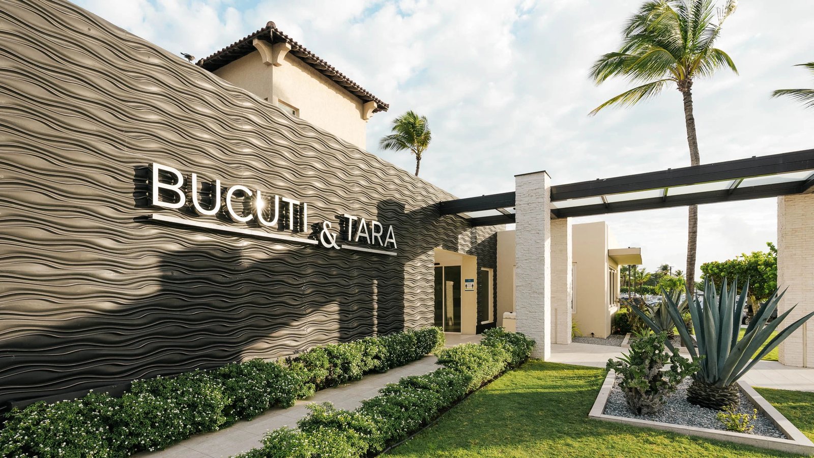 Bucuti & Tara Beach Resort, backstory