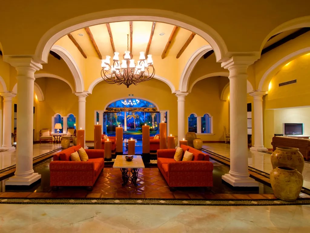 Casa Velas, vibe