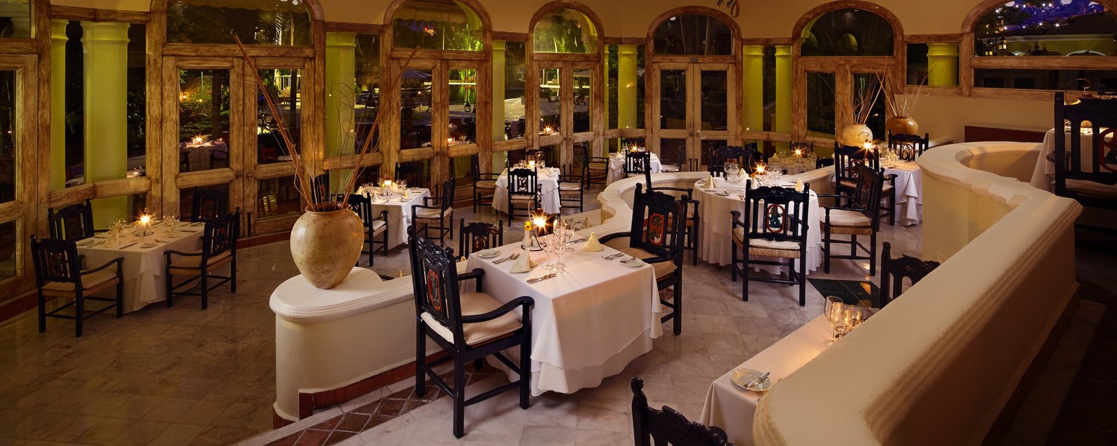 Casa Velas, eat & drink