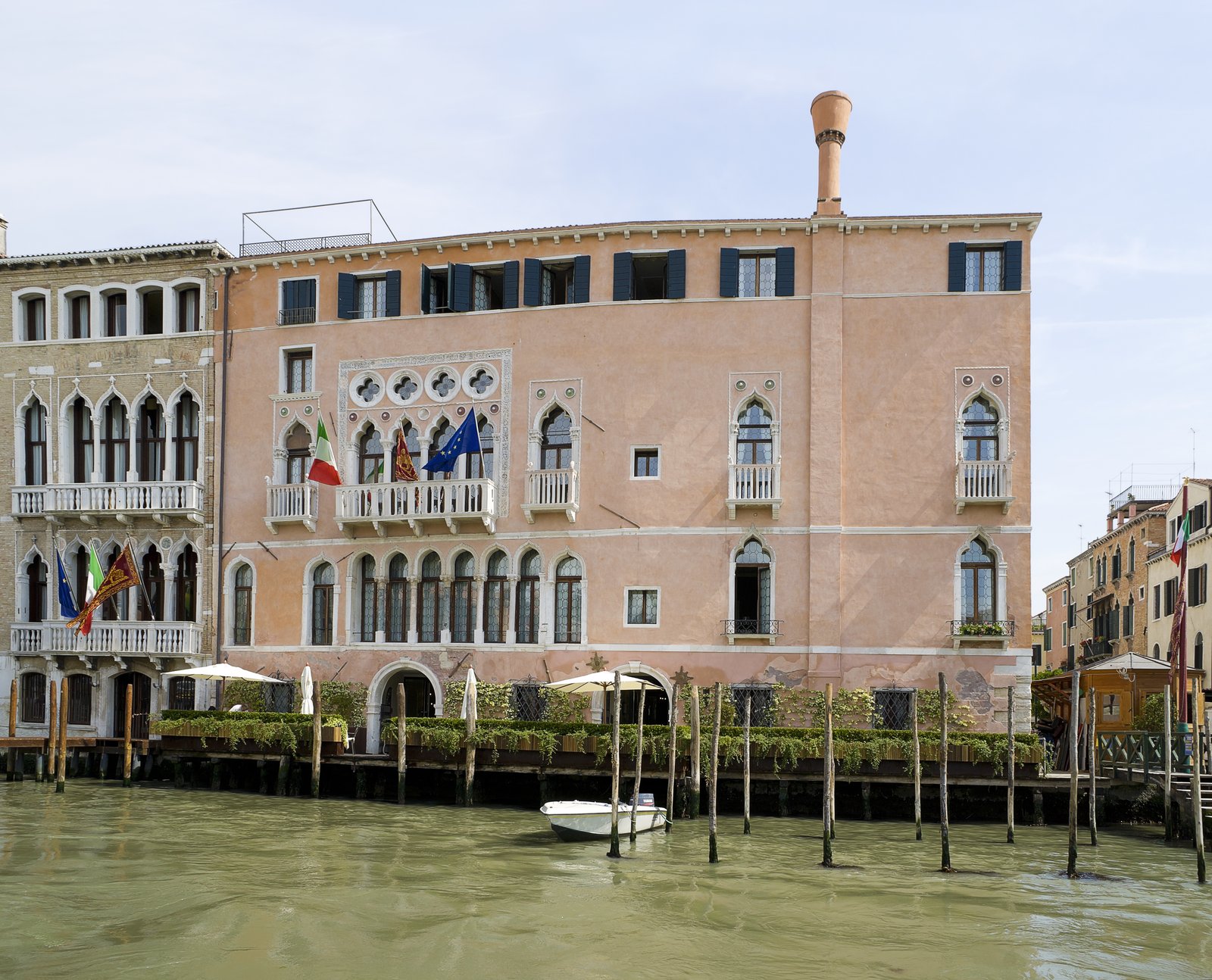 Ca' Sagredo Hotel, backstory