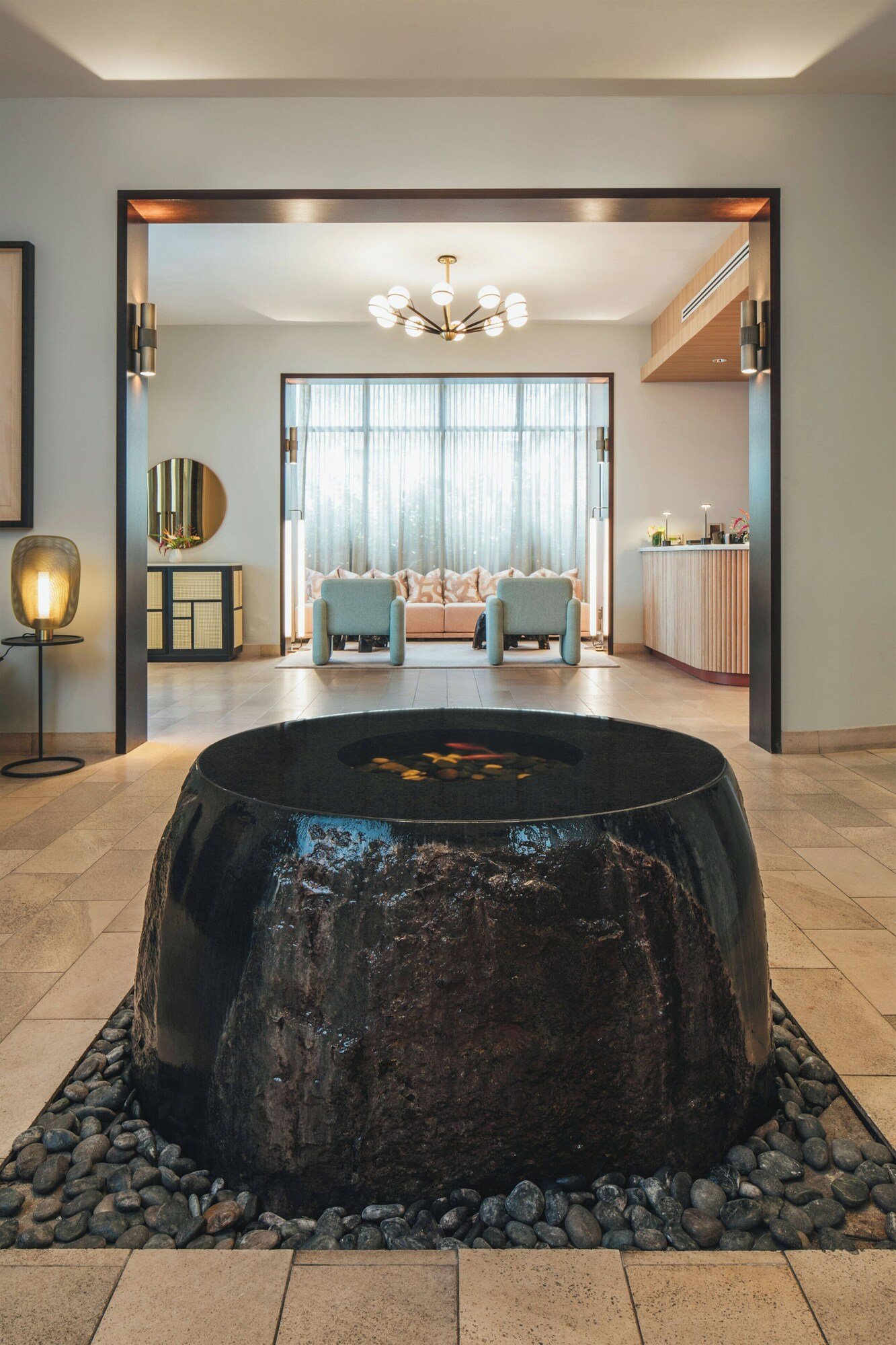 Hotel Renew Honolulu — vibe