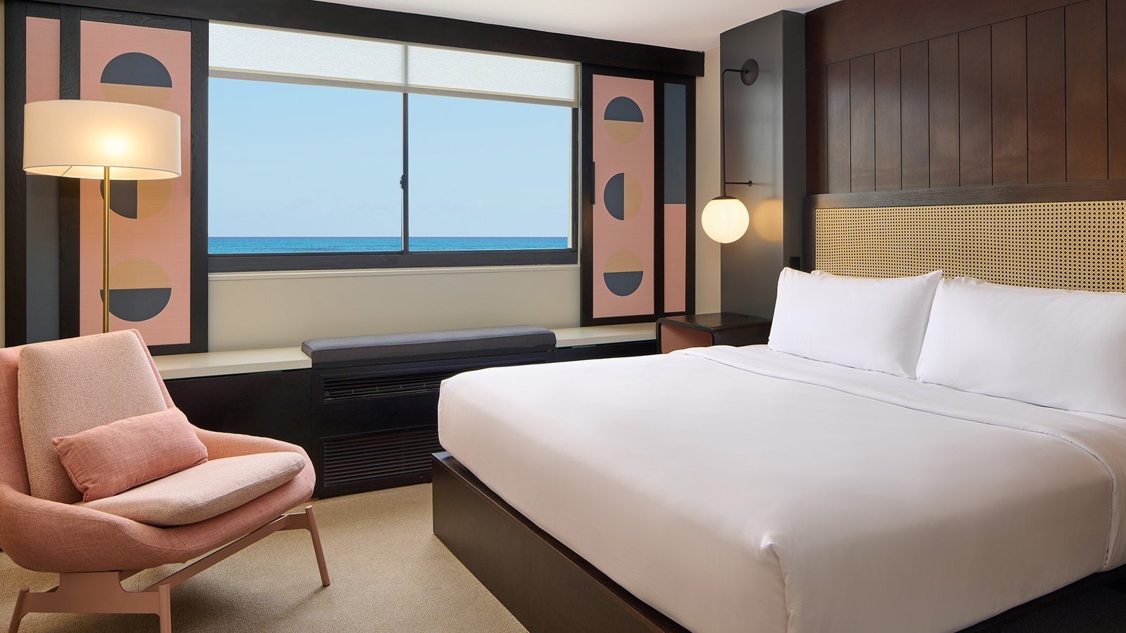 Hotel Renew Honolulu — rooms