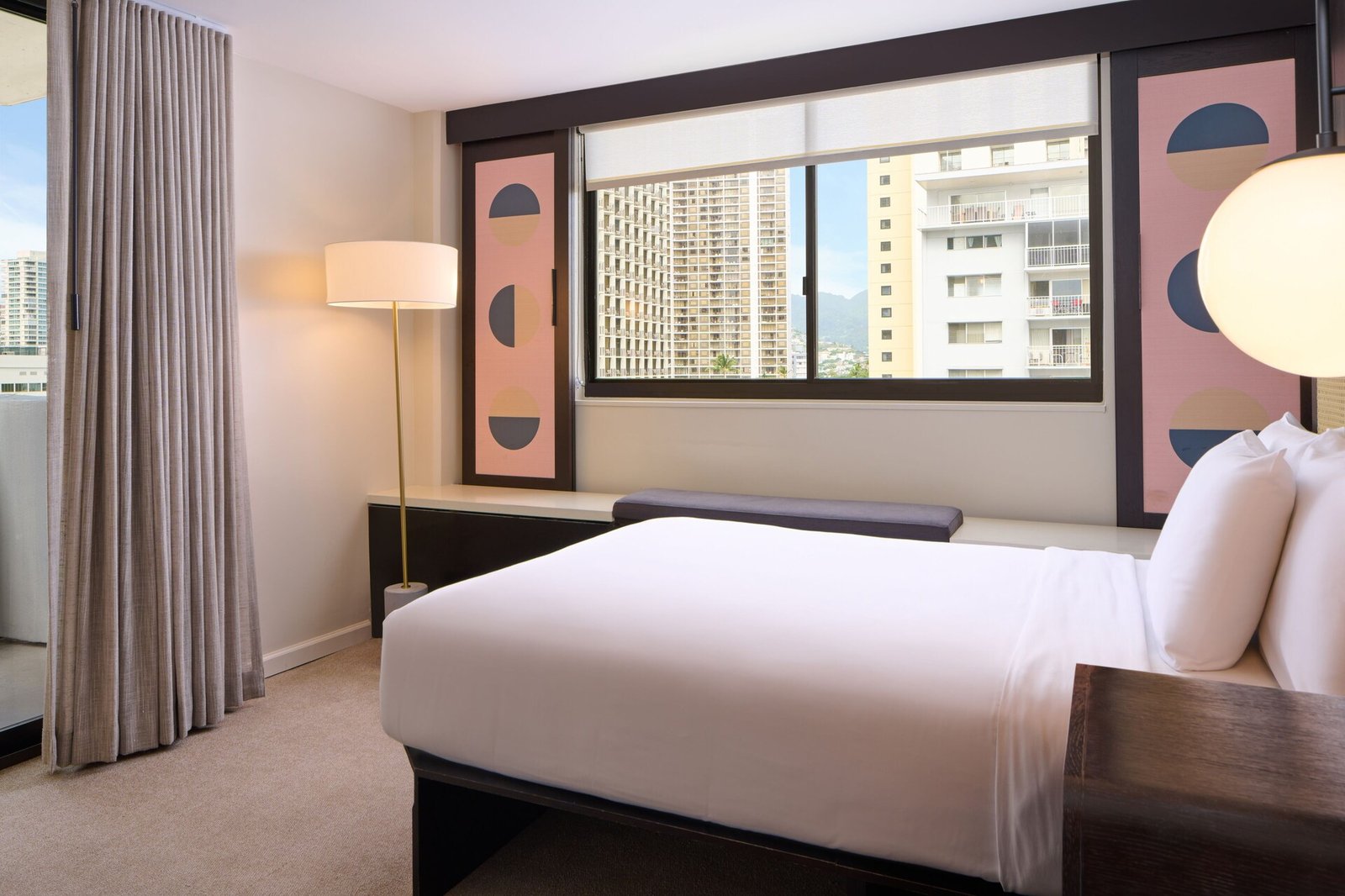 Hotel Renew Honolulu — rooms