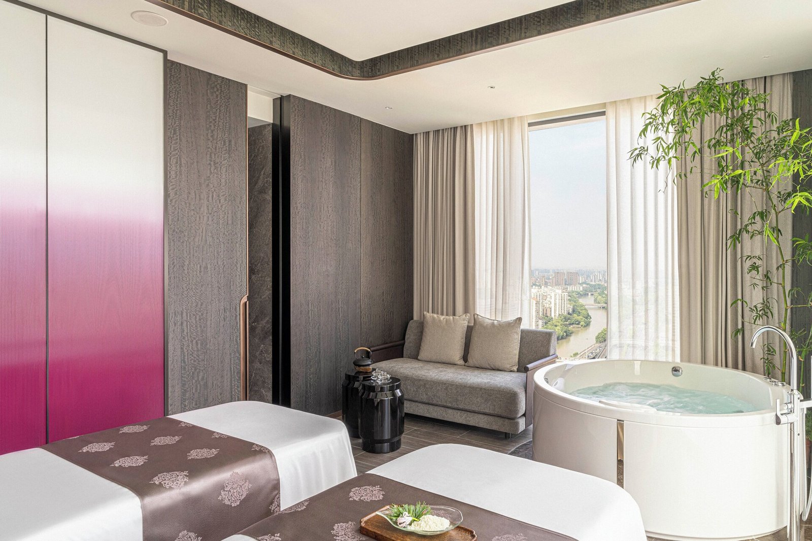 Four Seasons Hotel Hangzhou at Hangzhou Centre, the spa