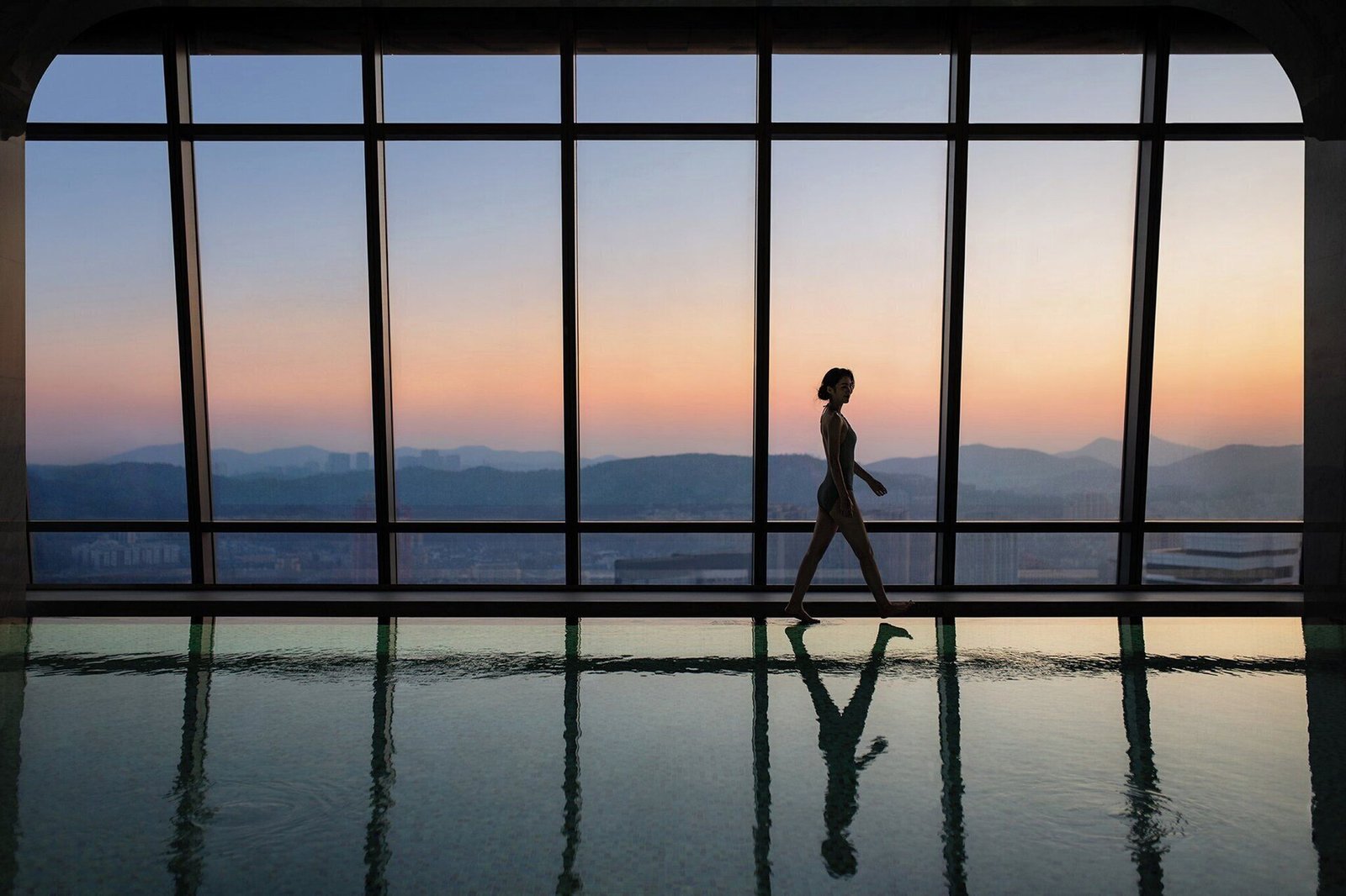 Four Seasons Hotel Dalian, the pool