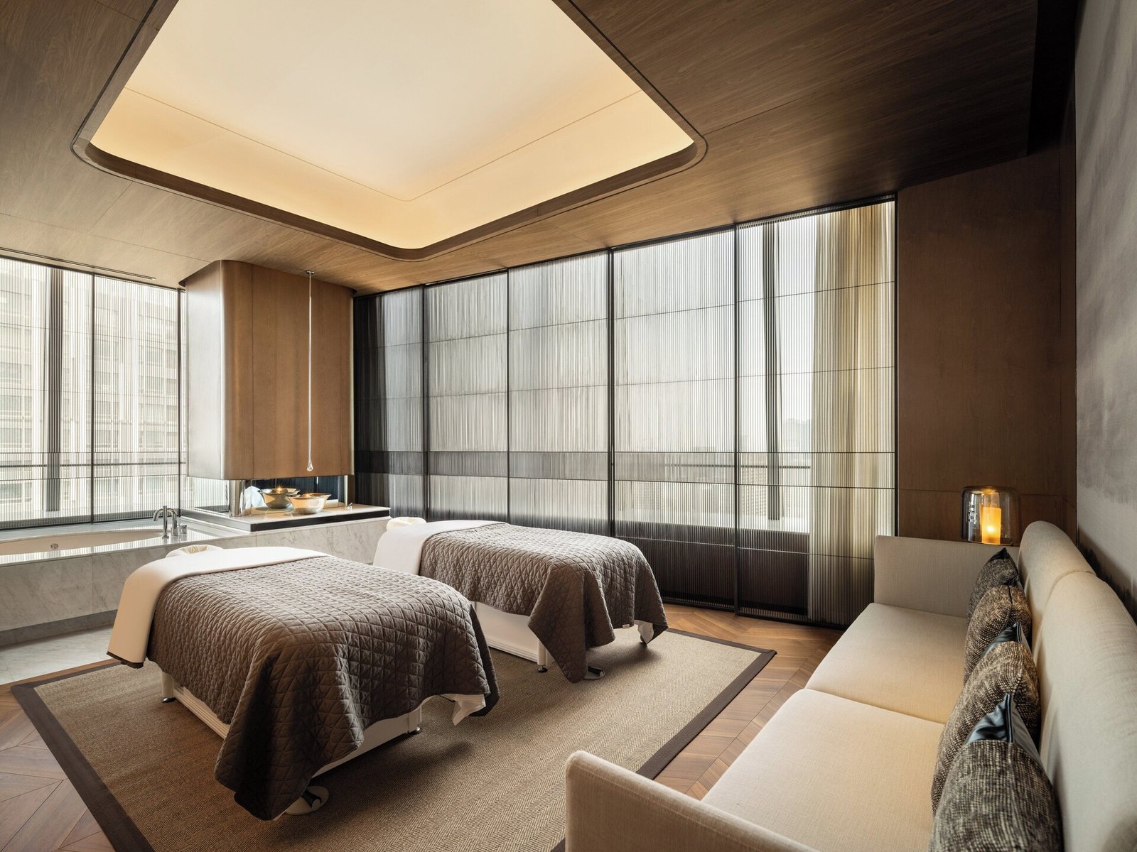 Four Seasons Hotel Dalian, the spa