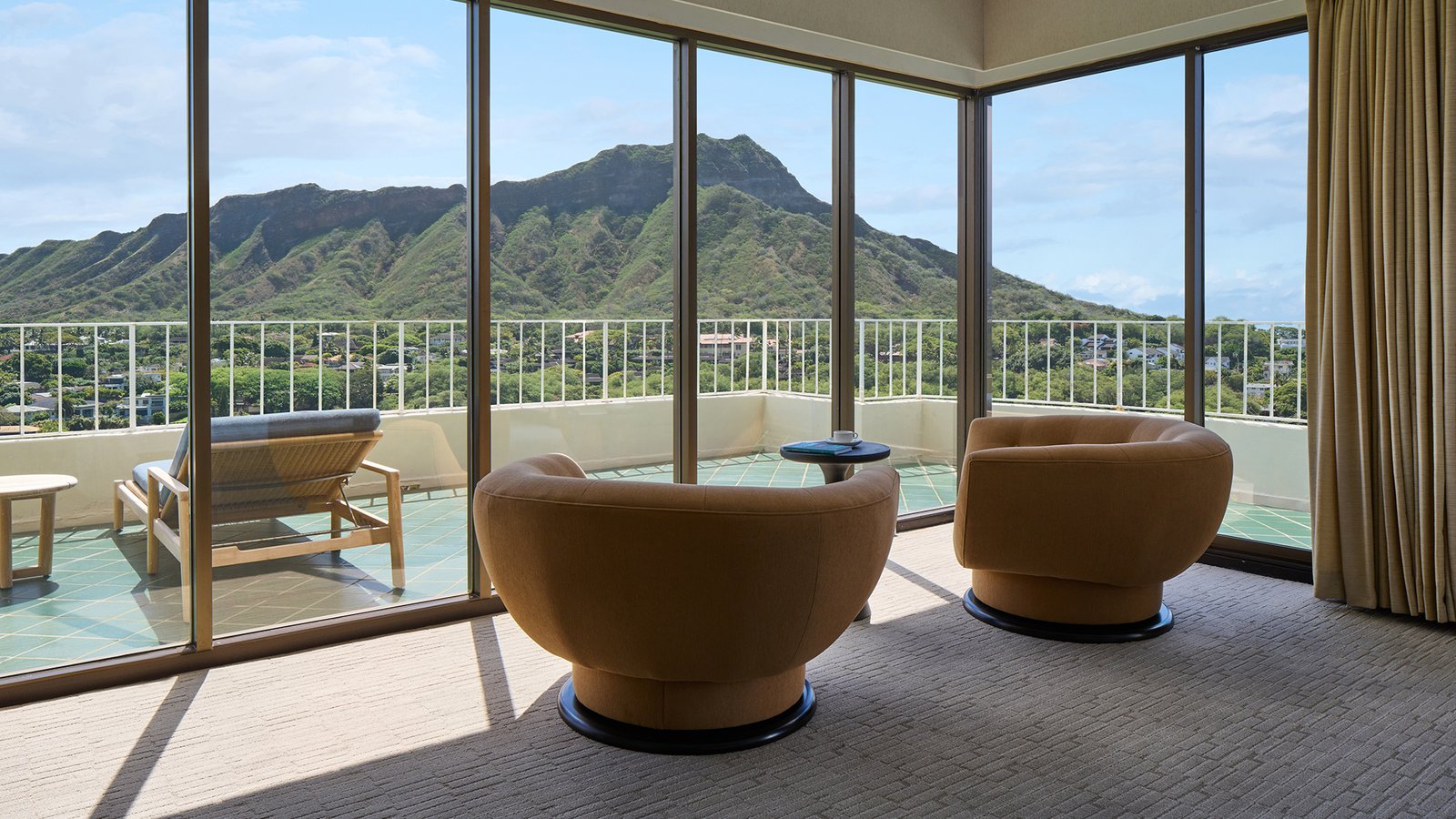 Lotus Honolulu at Diamond Head — rooms