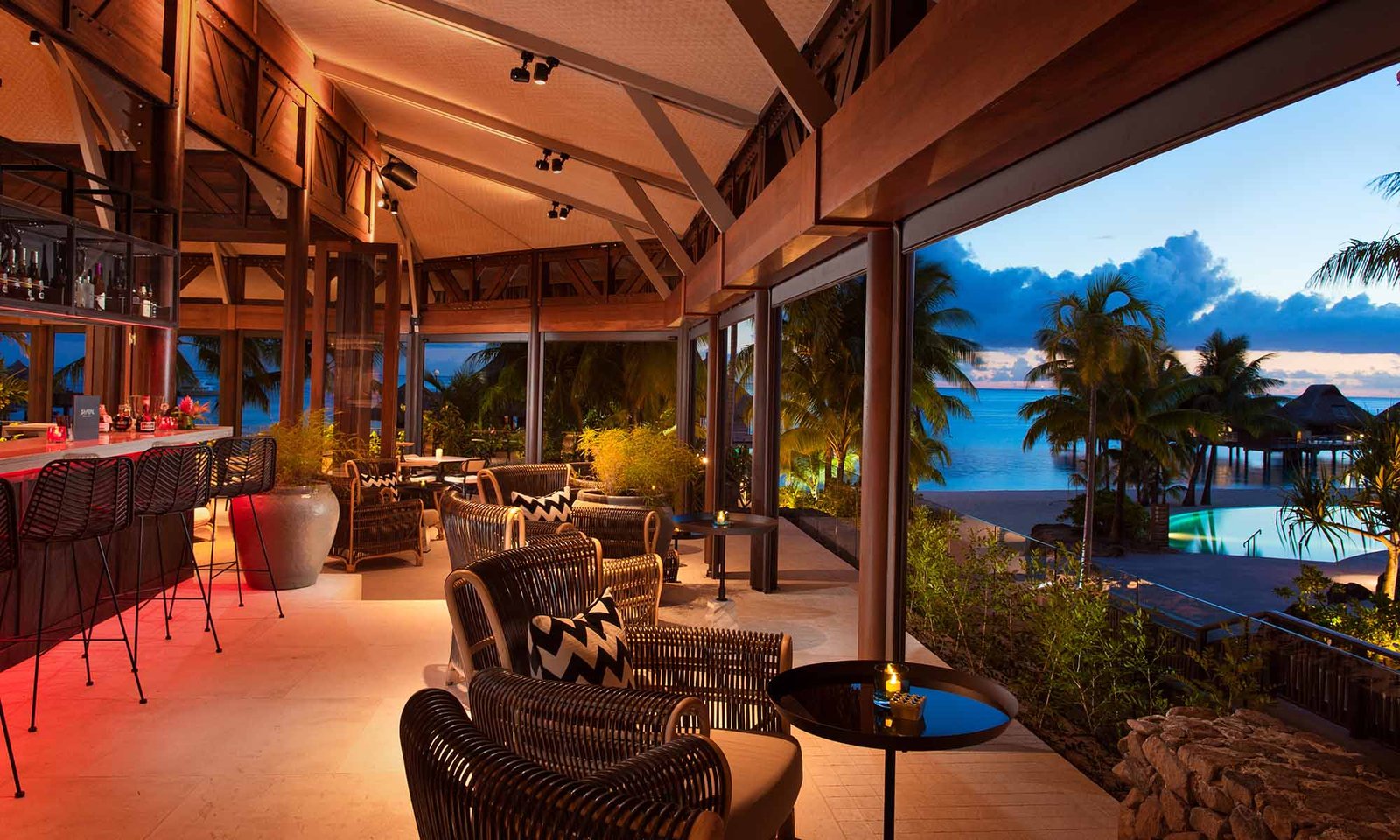 Conrad Bora Bora Nui, eat & drink