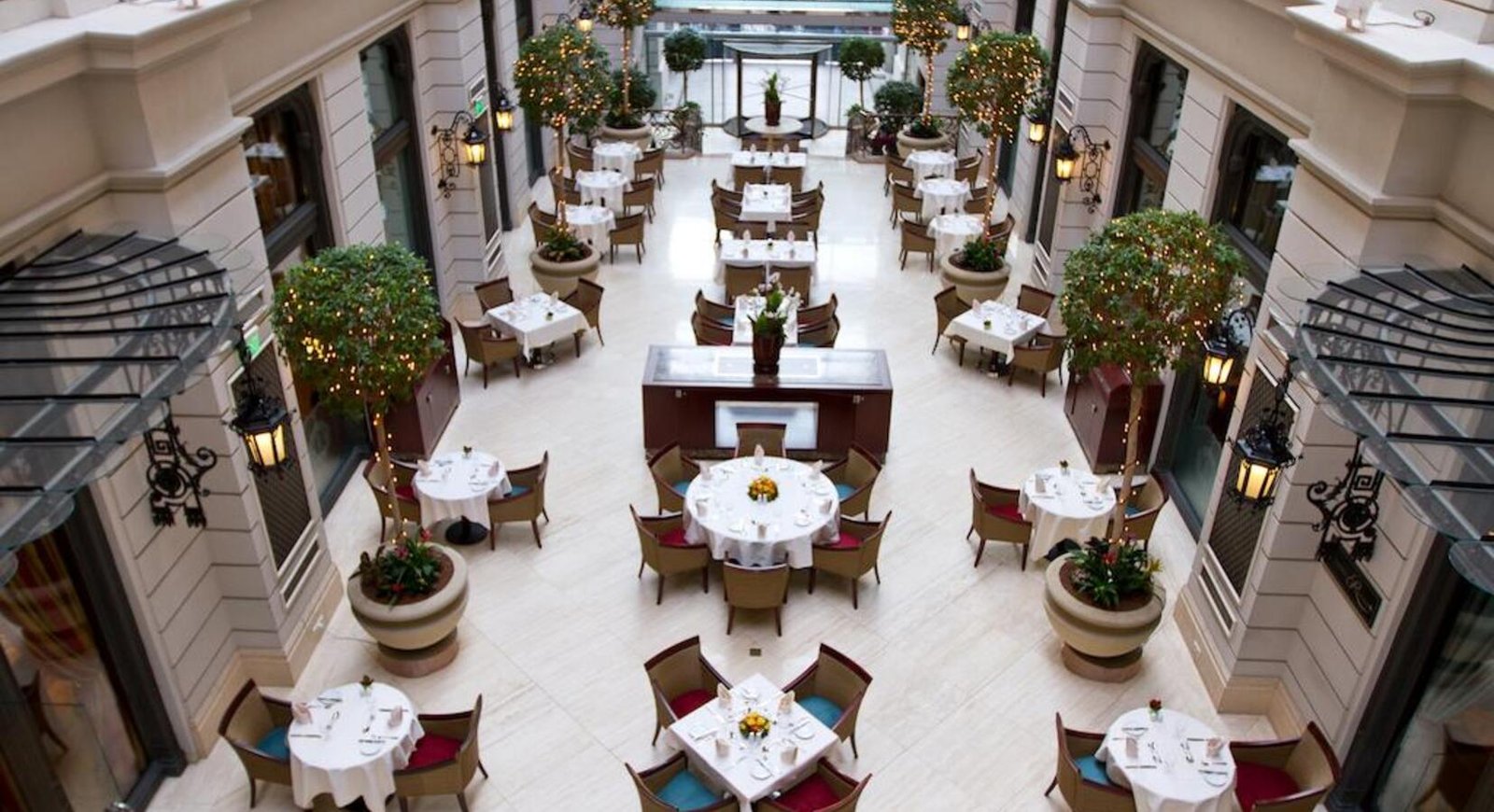 Corinthia Budapest, brasserie & atrium