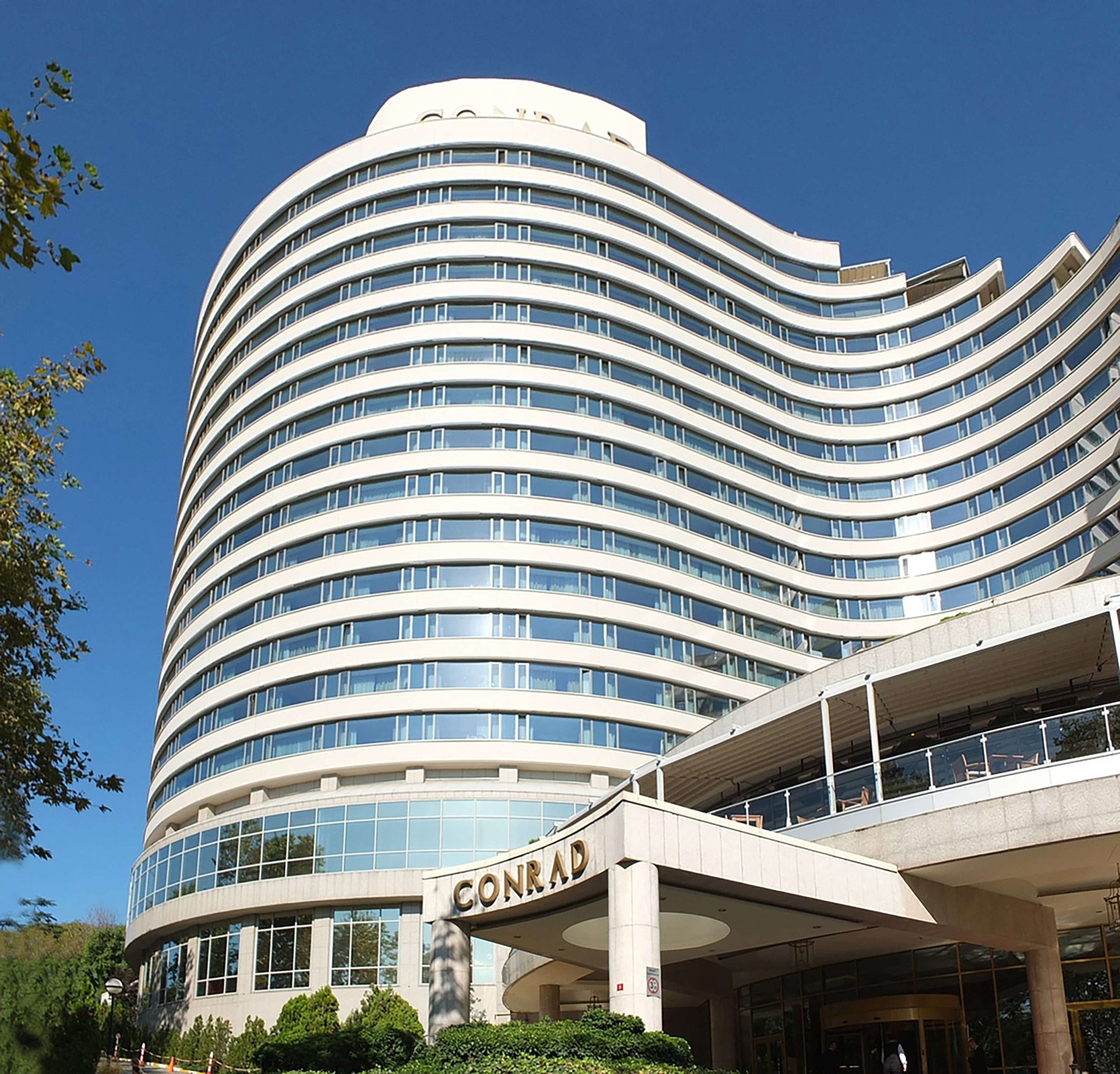Conrad Istanbul Bosphorus, backstory
