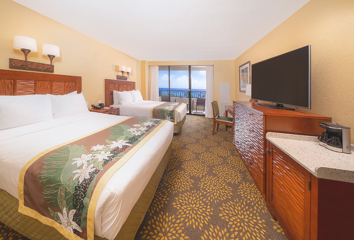 Hale Koa Hotel — rooms