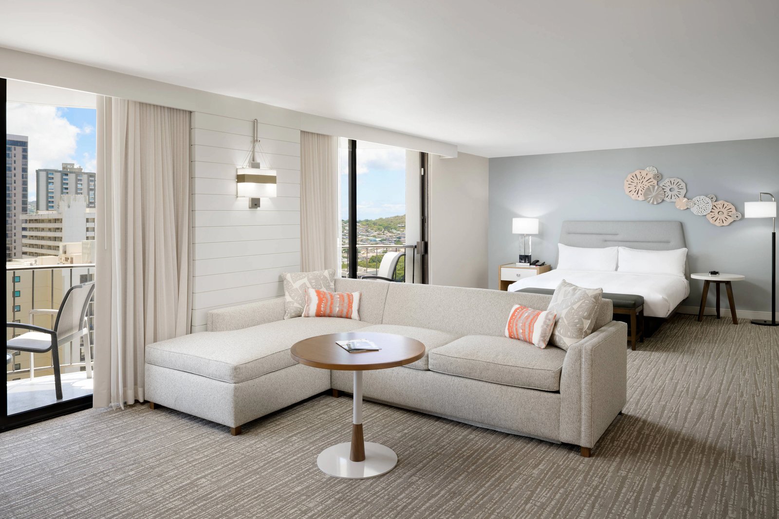 Waikiki Beach Marriott Resort & Spa — rooms
