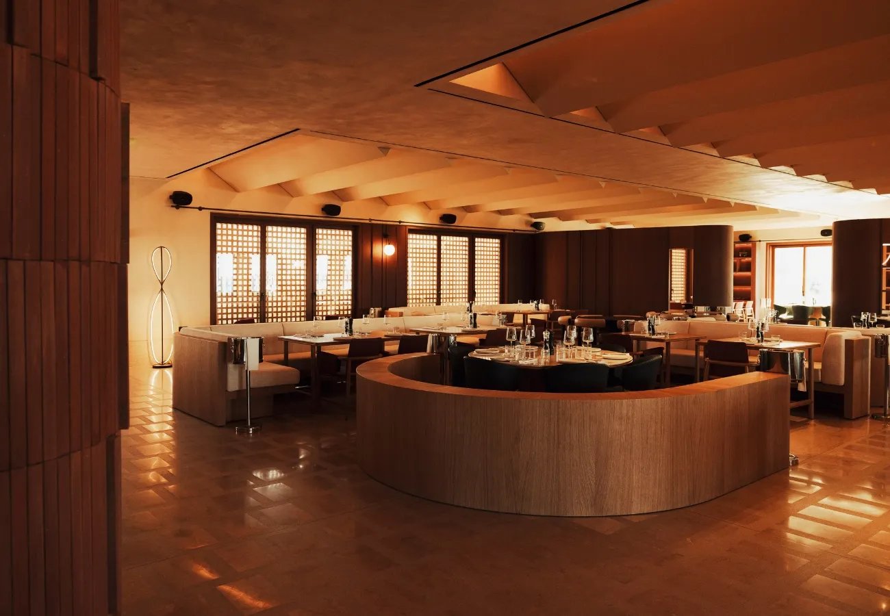 91 Athens Riviera
