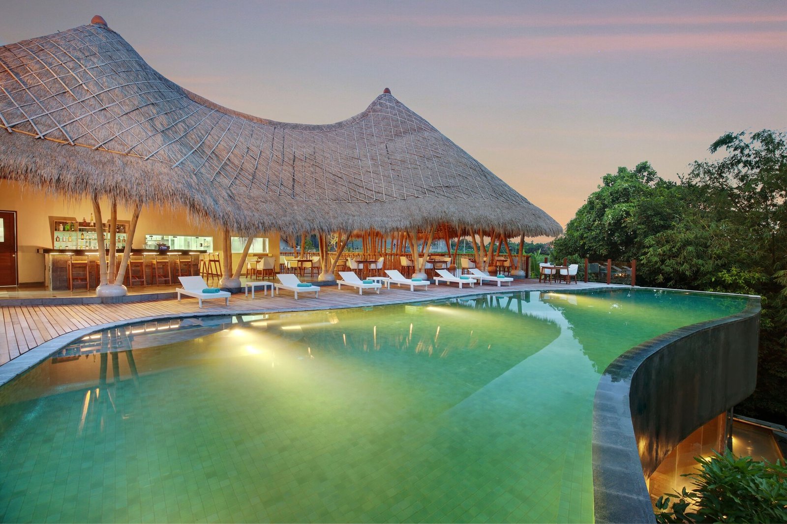Theanna Villas and Spa