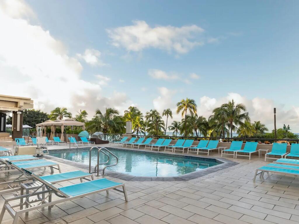 Hyatt Regency Waikiki Beach Resort and Spa — wellness
