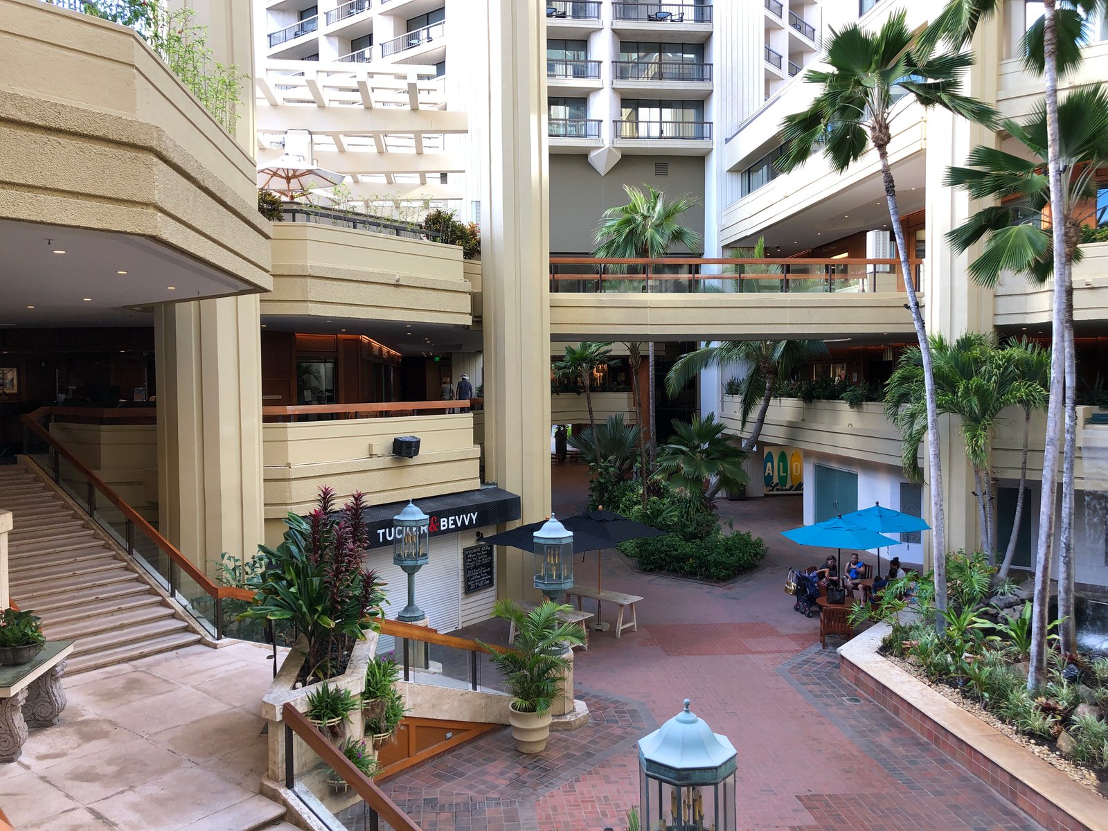 Hyatt Regency Waikiki Beach Resort and Spa — wellness