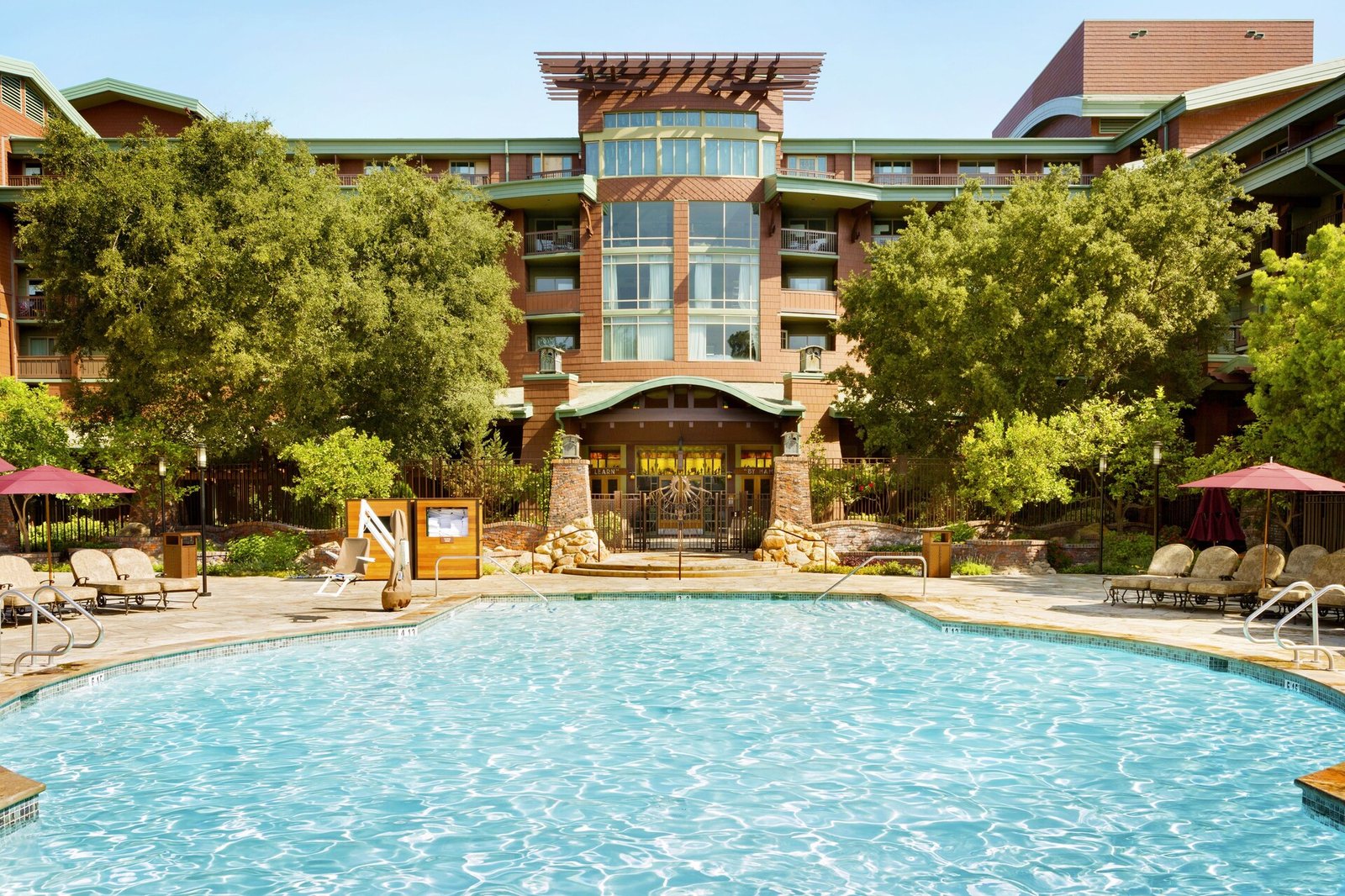 Disney's Grand Californian Hotel & Spa, the pool