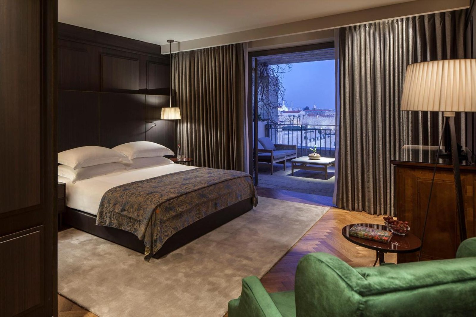 The David Citadel Hotel, rooms