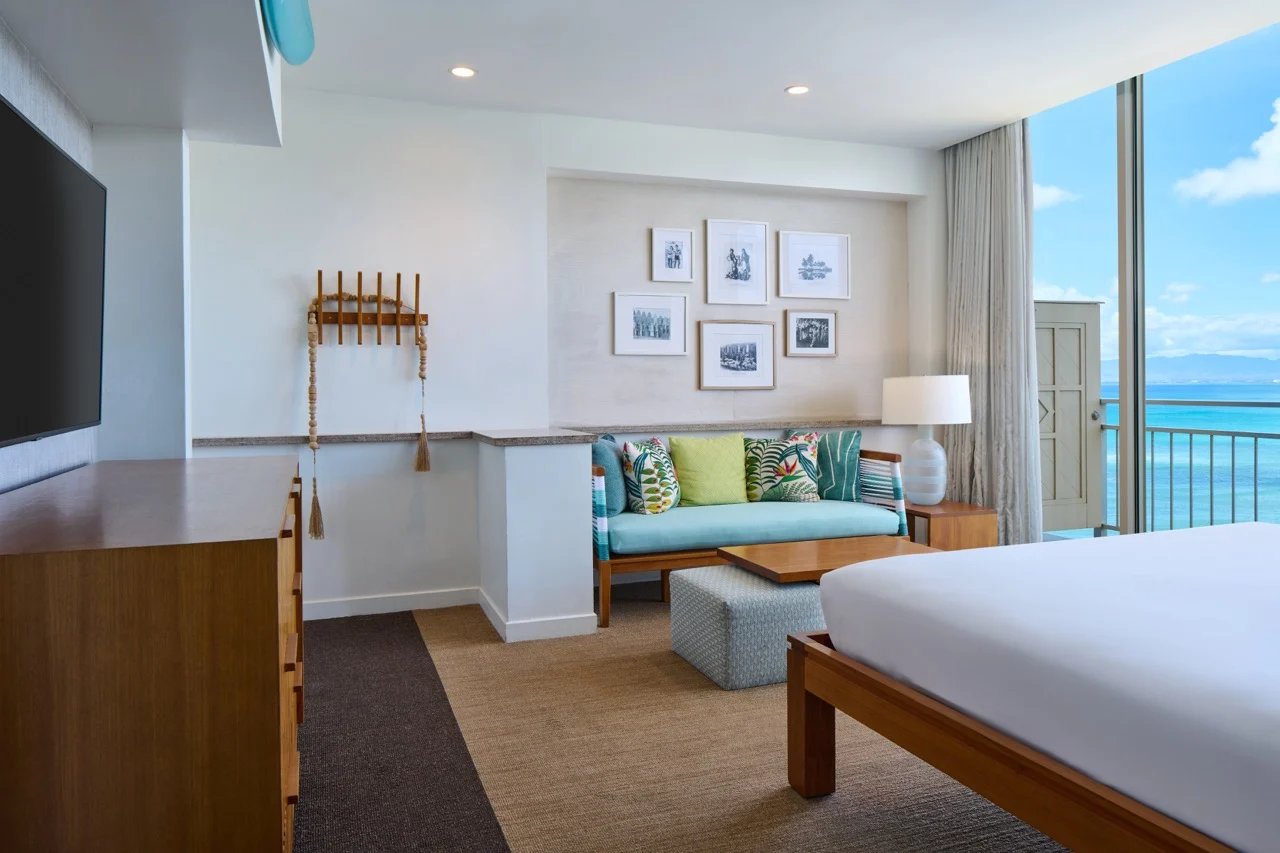 Kaimana Beach Hotel — rooms