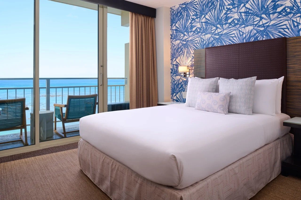 Kaimana Beach Hotel — wellness