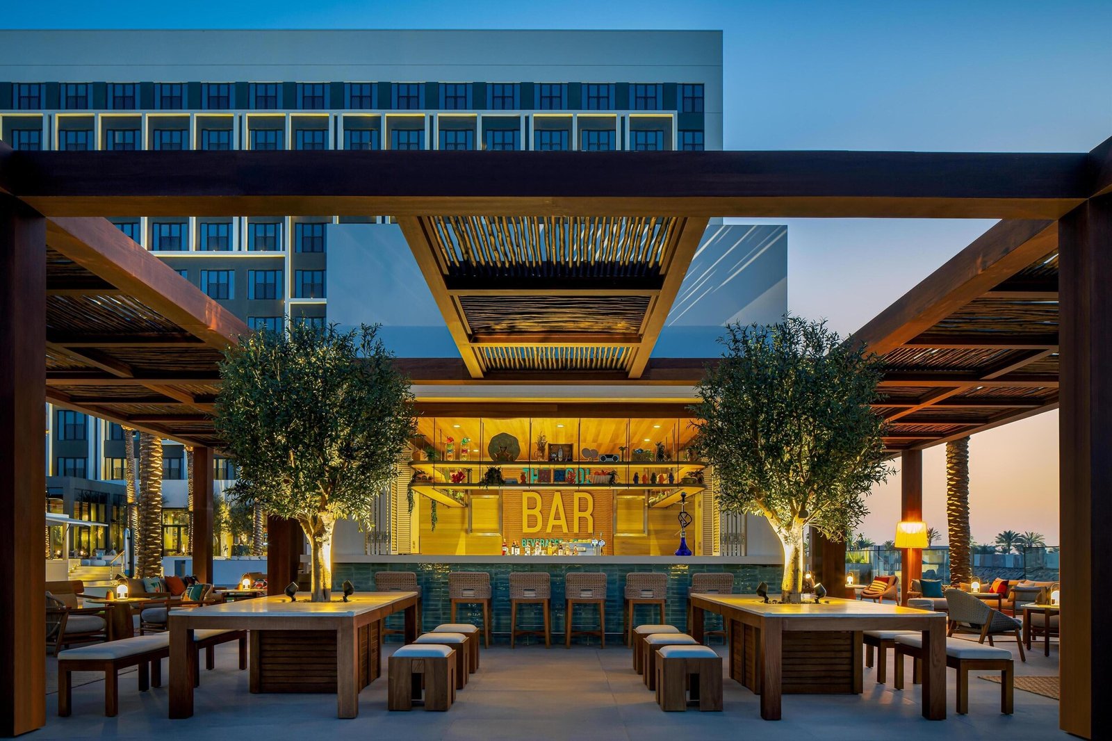 Rove Al Marjan Island, eat & drink