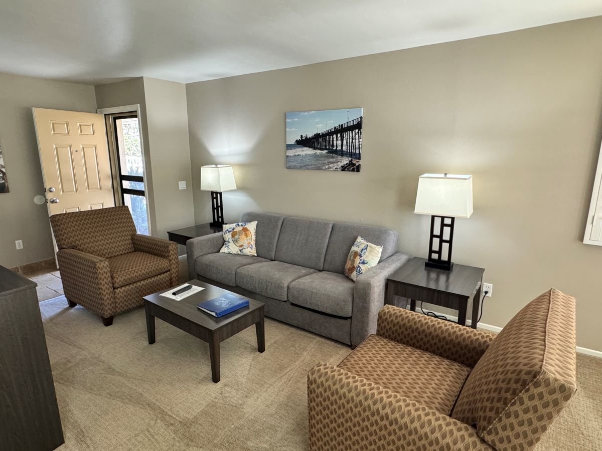 Sand Pebbles Resort