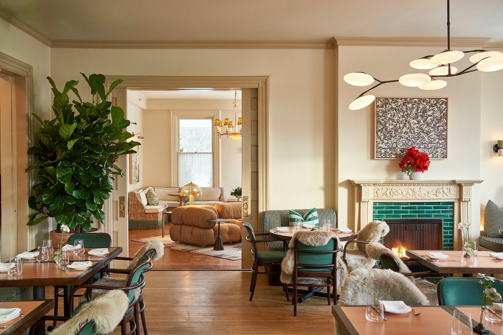 Belden House & Mews, the dining room