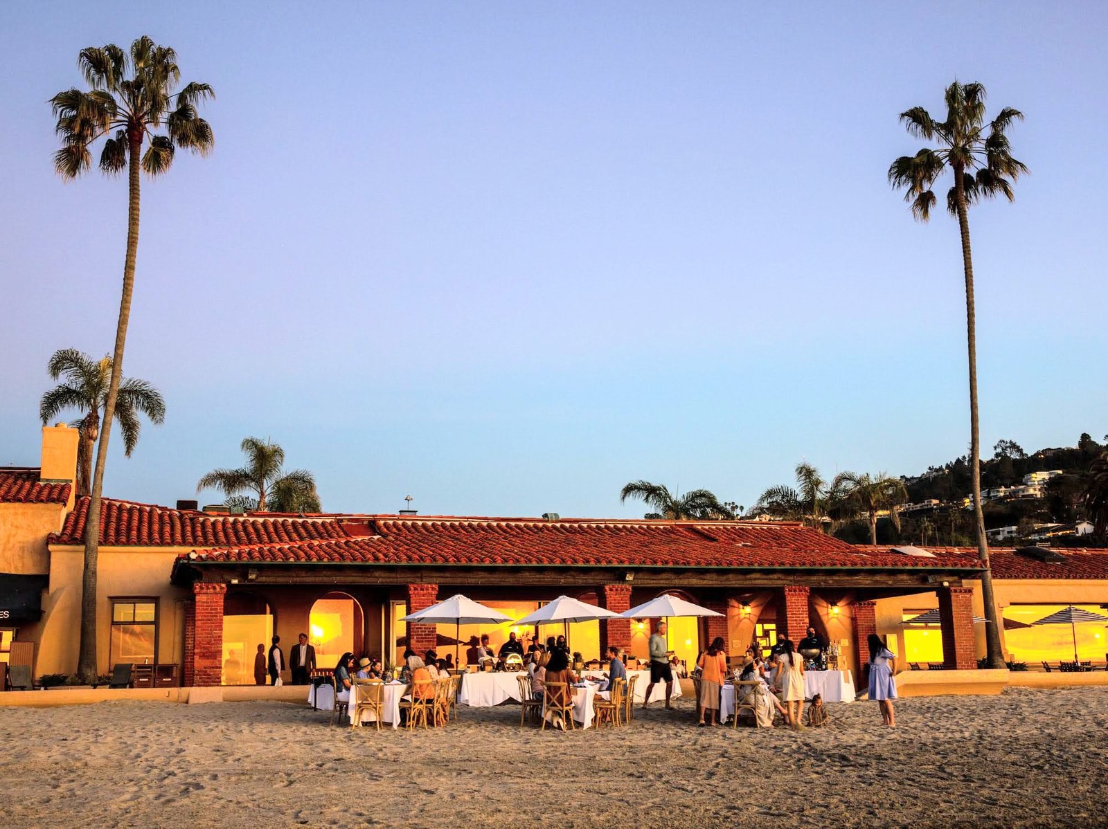 La Jolla Beach & Tennis Club — eat & drink