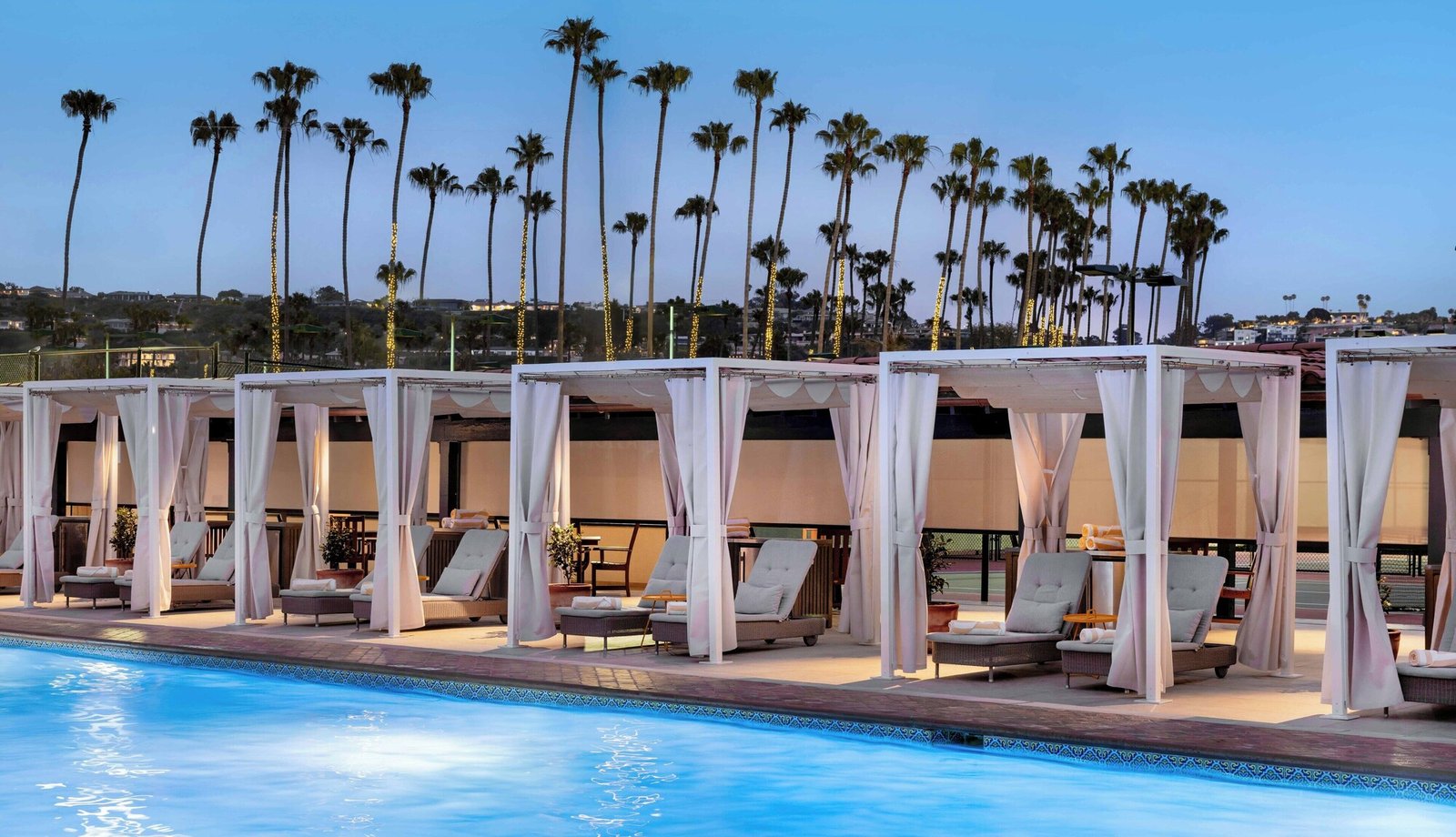 La Jolla Beach & Tennis Club, the pool