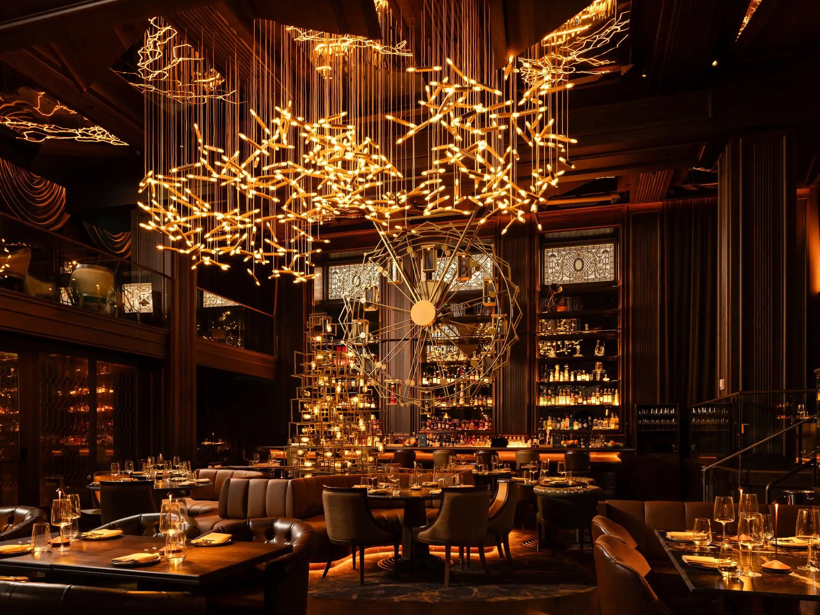 The Bellevue Hotel - The Unbound Collection by Hyatt, at the table