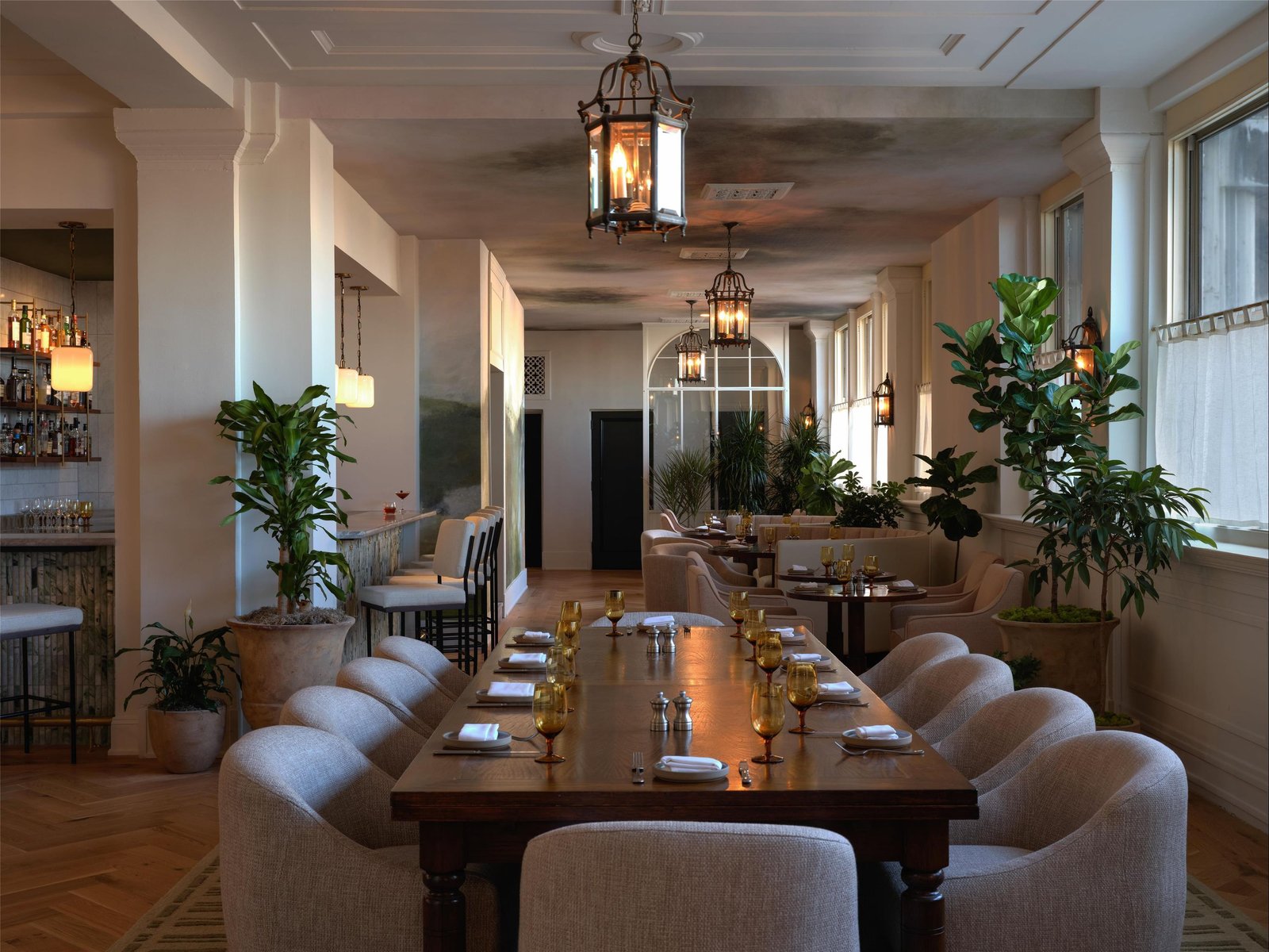 The Bellevue Hotel - The Unbound Collection by Hyatt, at the table